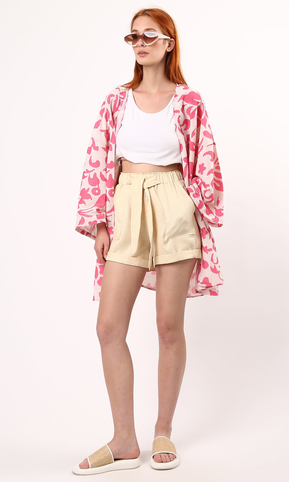 O179434 Patterned Cream Shorts With Side Pockets
