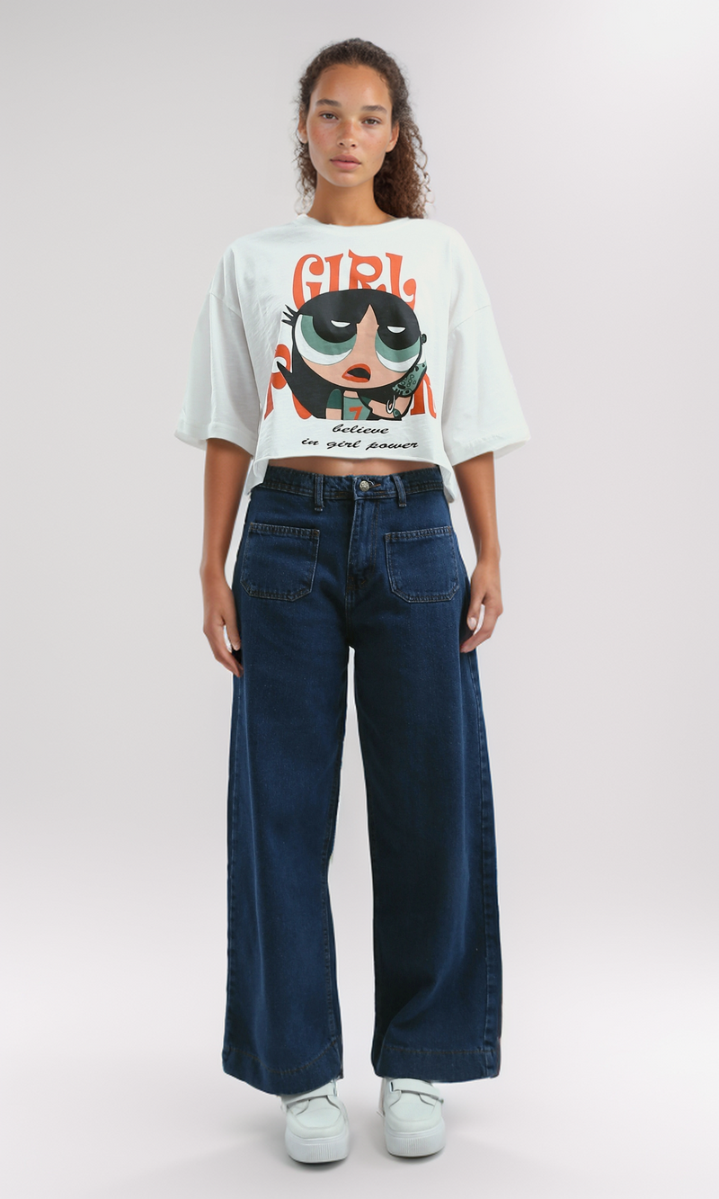 تي شيرت كاجوال أبيض بياقة دائرية وطبعة أمامية