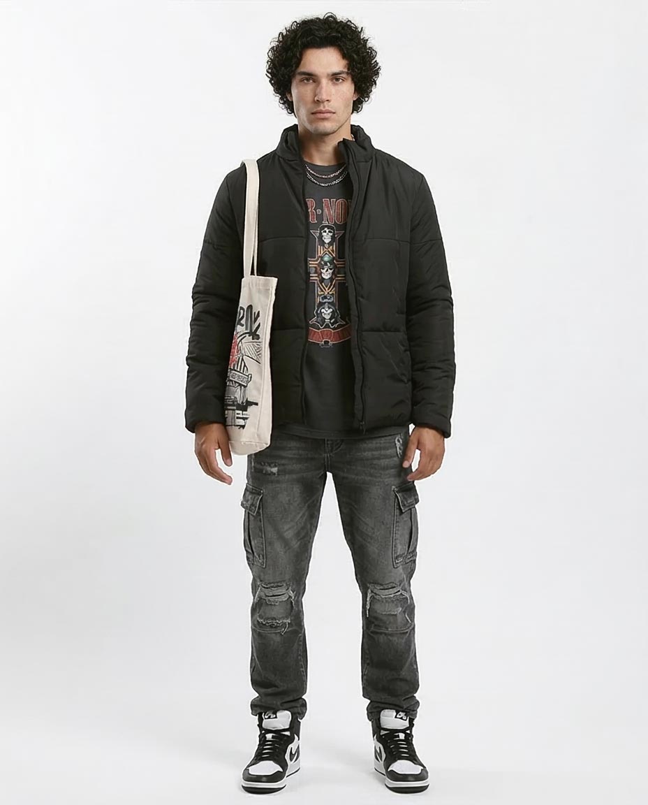 Men's Sleek Matte Black Quilted Puffer Jacket - O180578