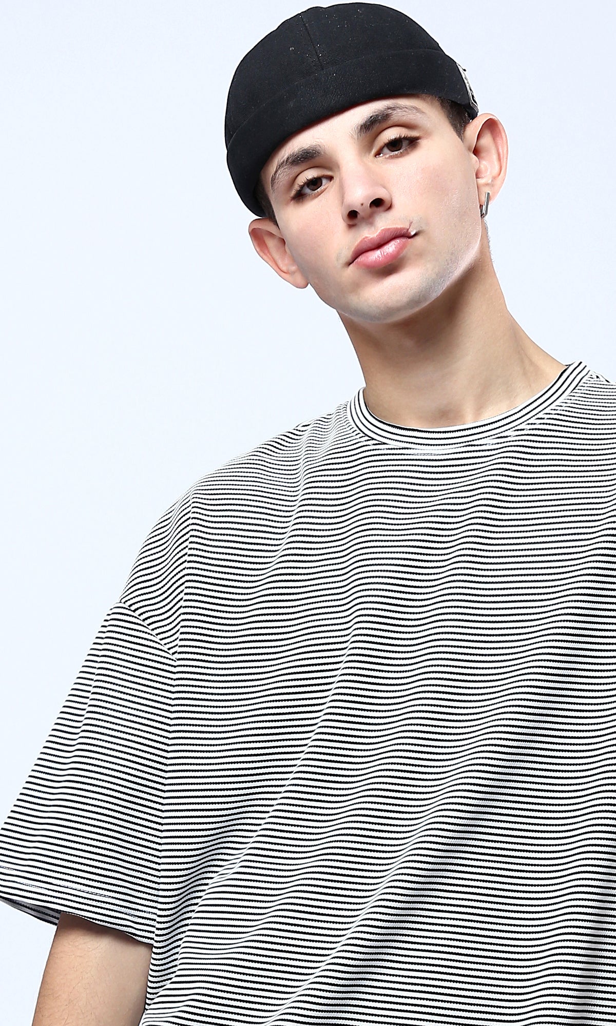 O180759 Relaxed Fit Striped Black & White Rayon Tee
