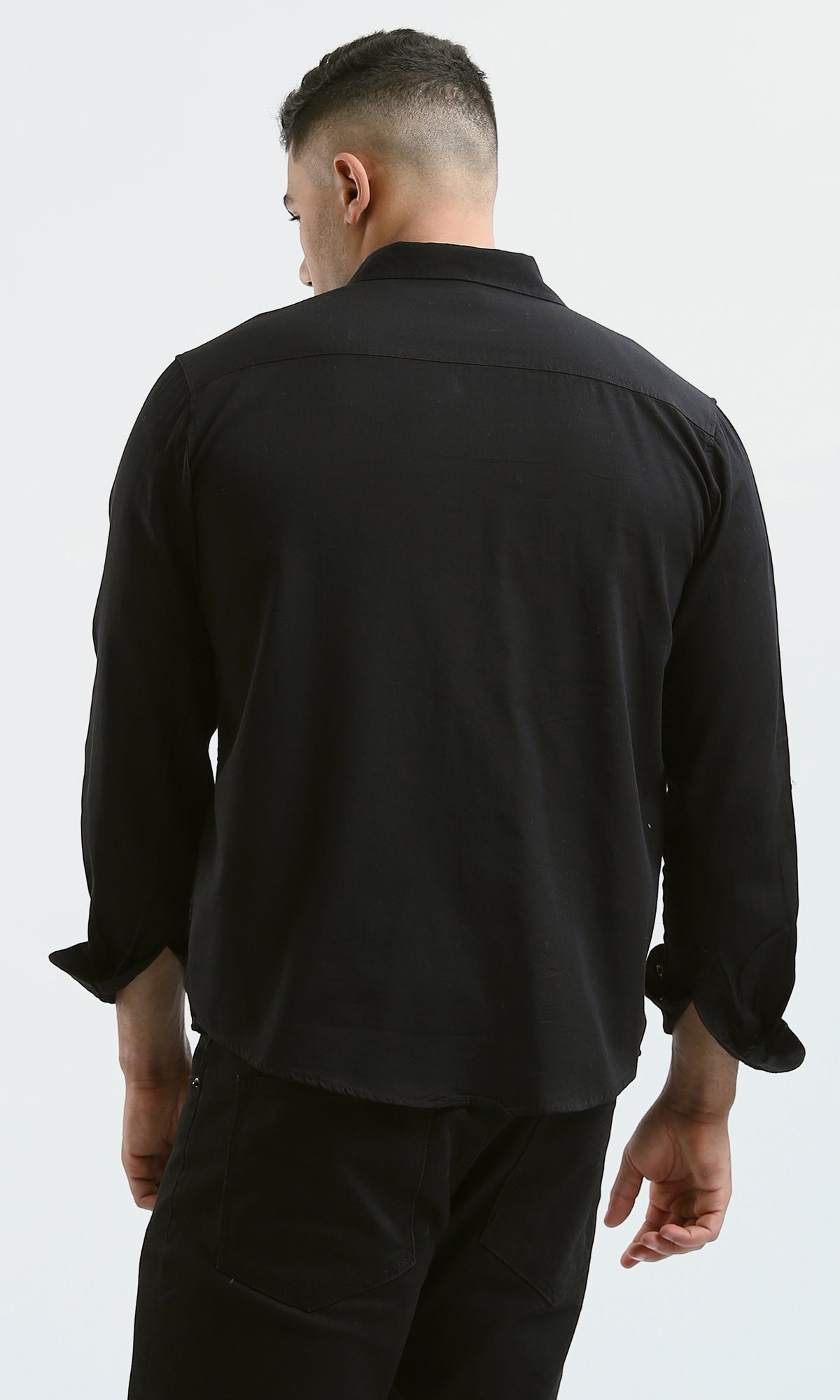 O181015 Solid Black Cotton Shirt With Buttoned Cuffs