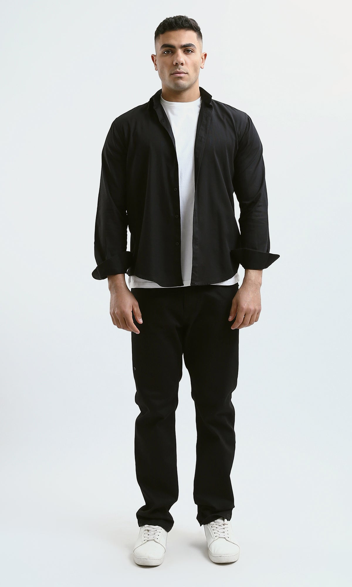 O181015 Solid Black Cotton Shirt With Buttoned Cuffs