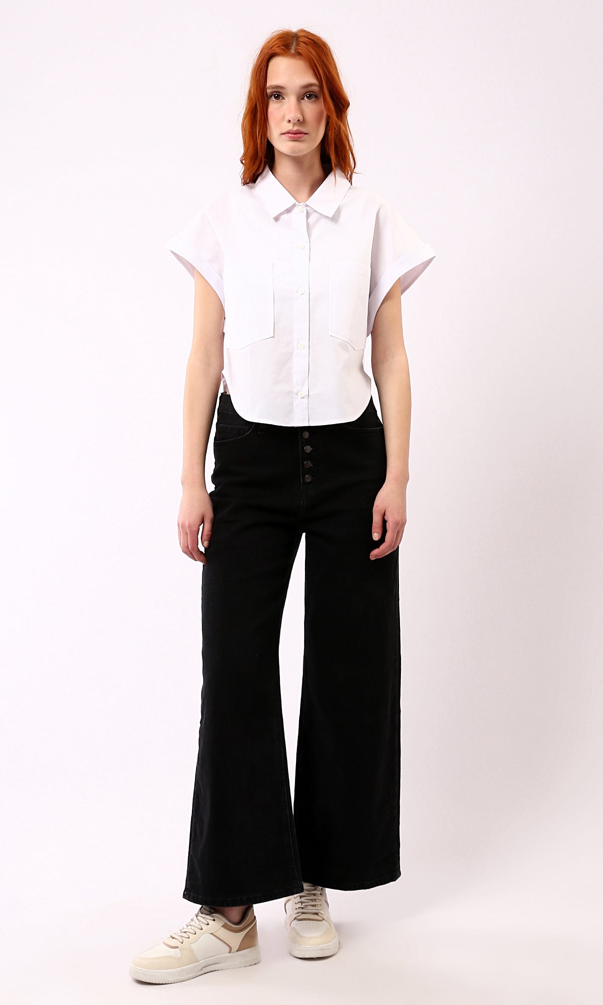 O181642 Full Buttons Down White Shirt With Front Pockets