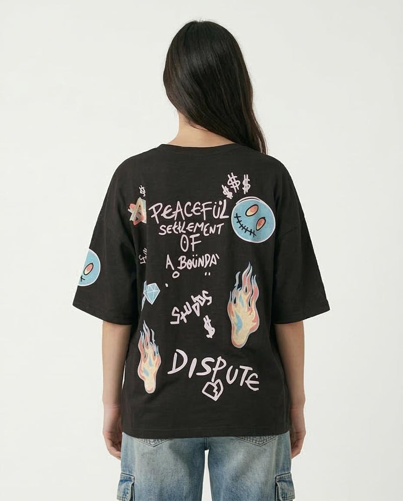 RAVIN | "Boundary Dispute" Oversized Graphic Street Teet - Black - O181671
