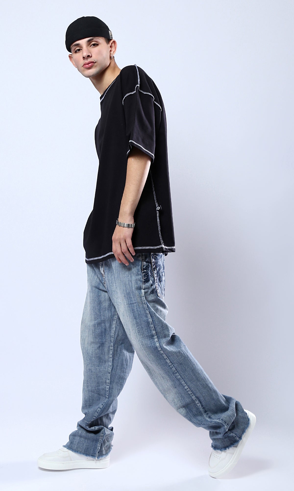 O181697 Black Loose Tee With White Stitched Details