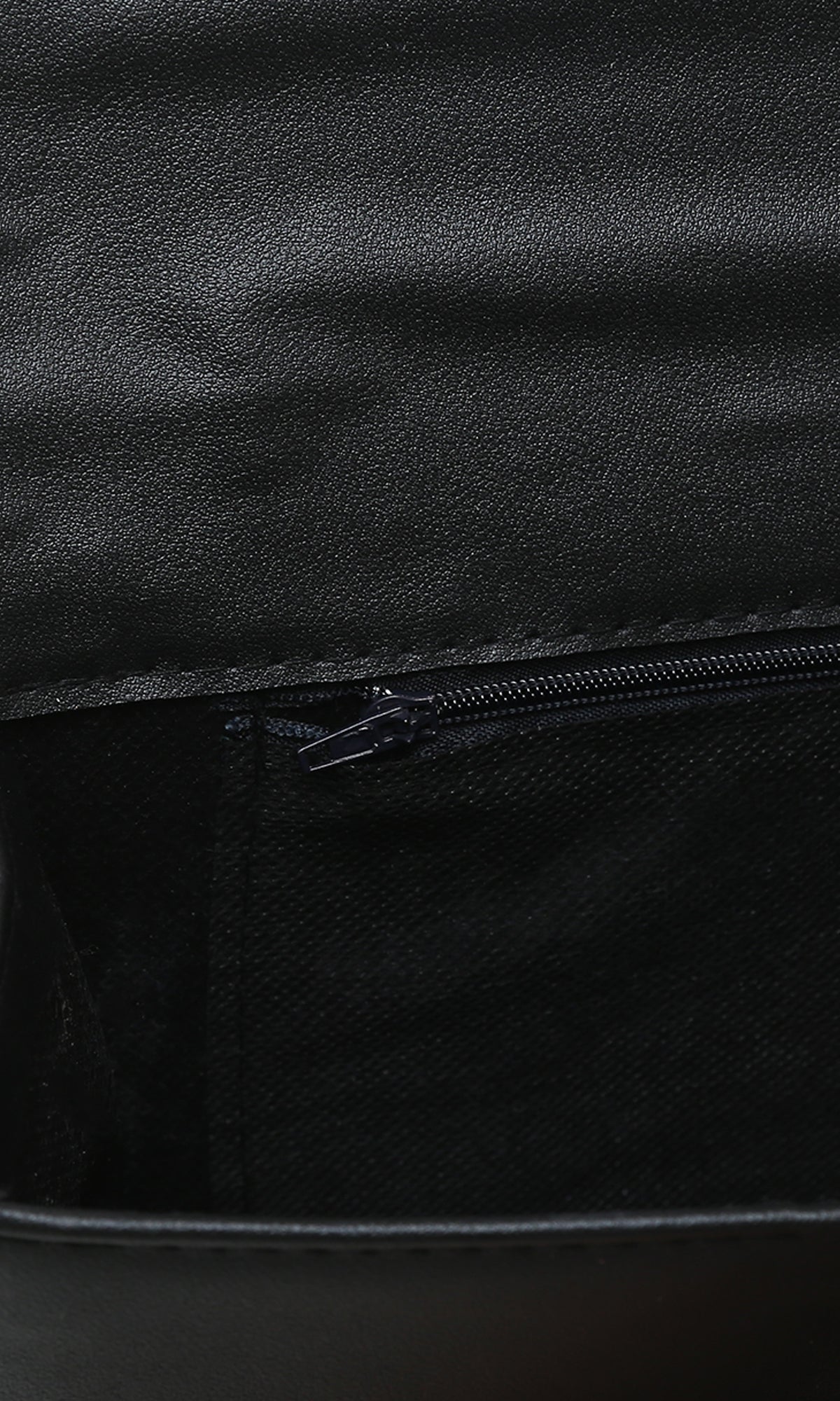 O181971 Blocks Cross-Body Bag With Chain Handle - Black