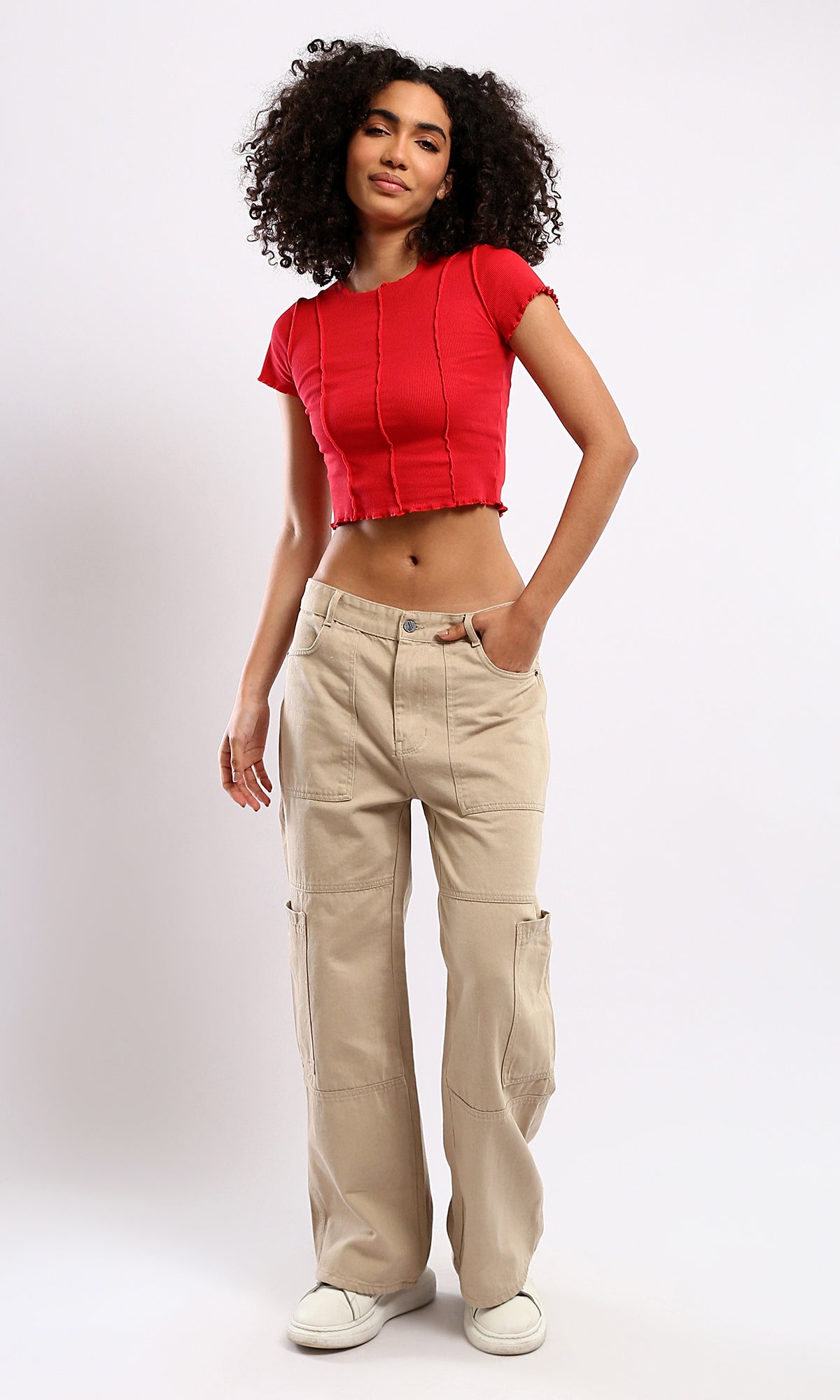 O182022 Red Ribbed Cropped Top With Round Neck
