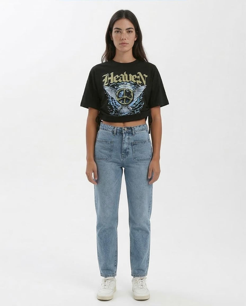 Ravin Heaven Cinch-Side Graphic Cropped Tee - Black - o182048