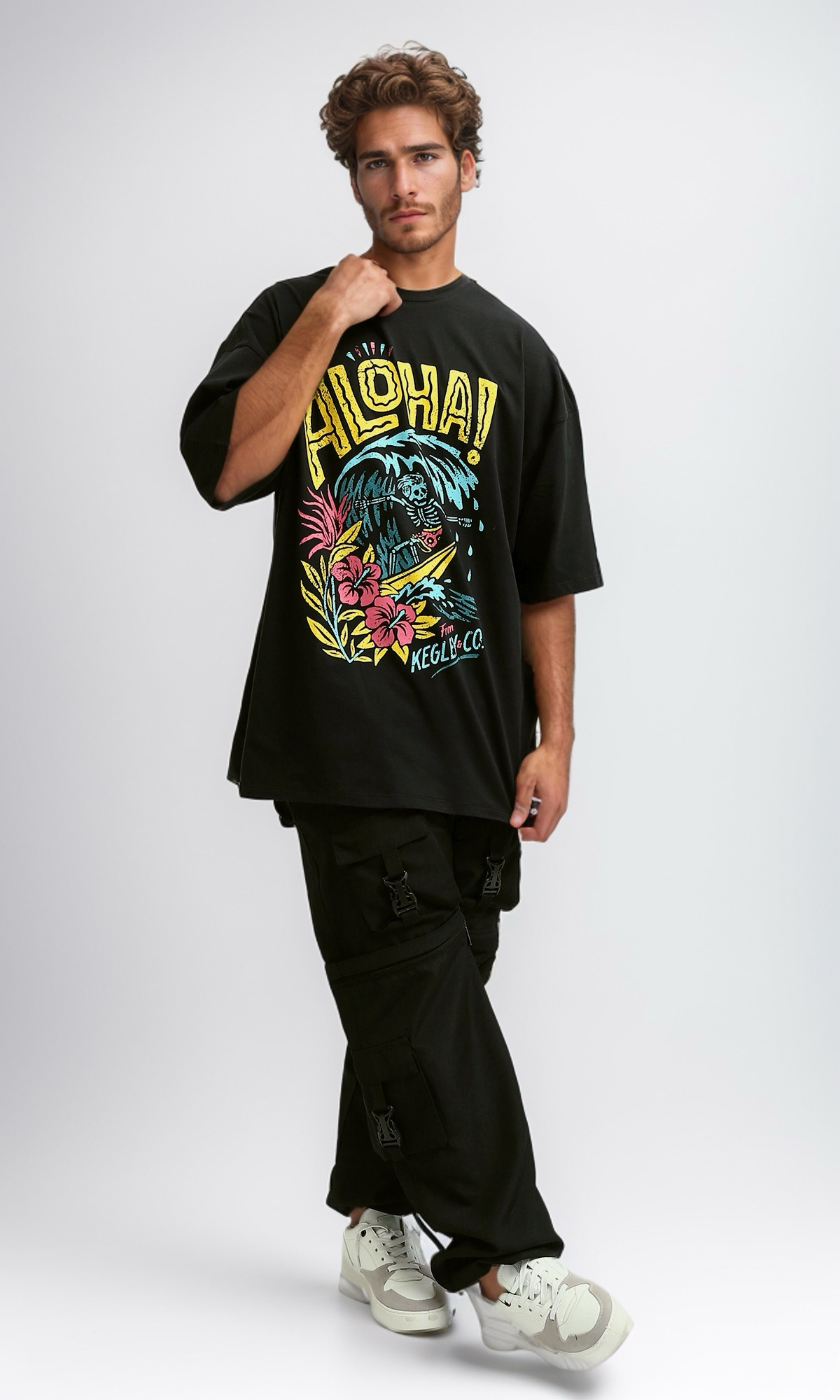 O182428 Round Neck Slip On Black Printed Tee
