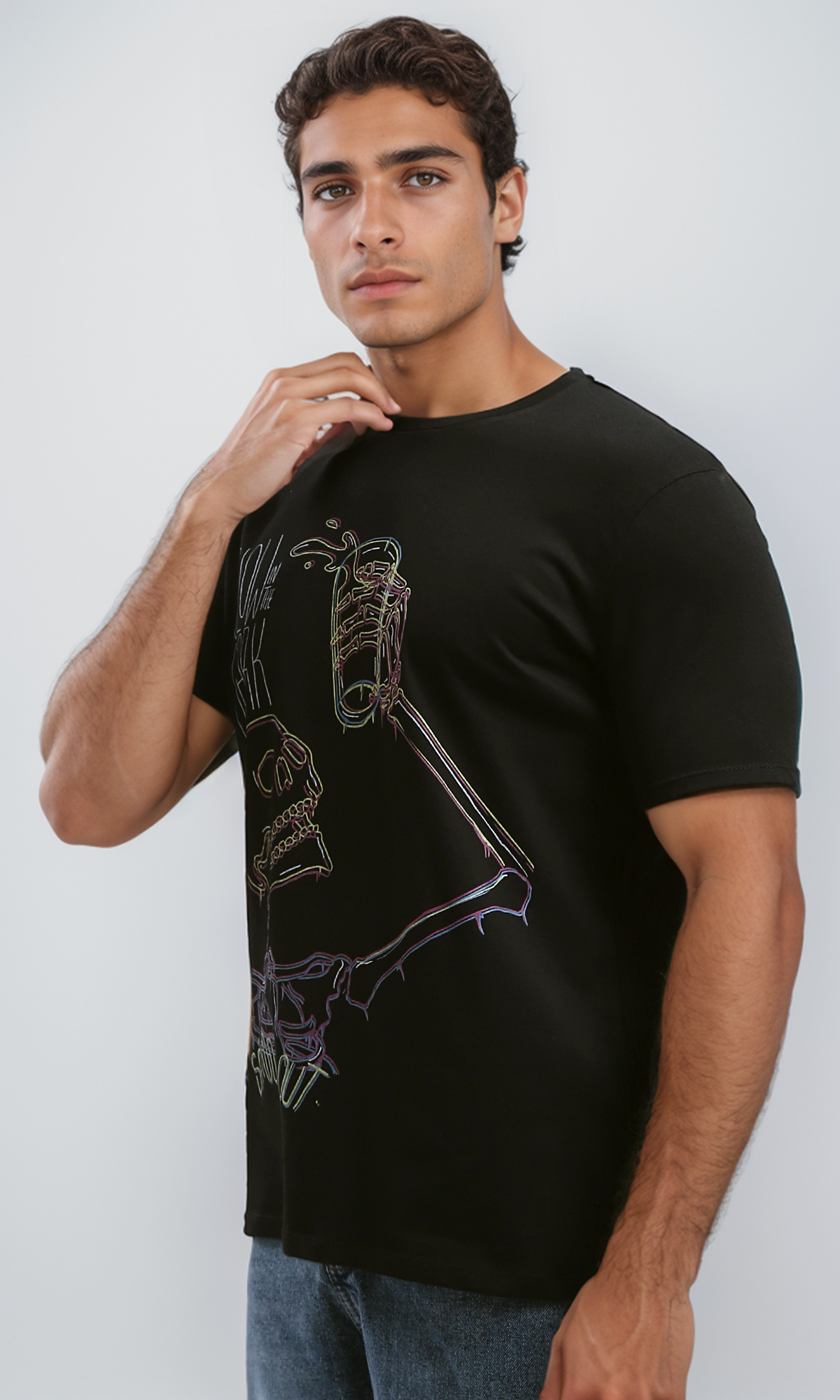 O182433 Round Neck Slip On Black Printed Tee