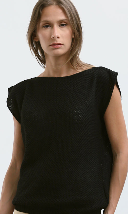 O182703 Slip On Short Sleeves Black Basic Tee