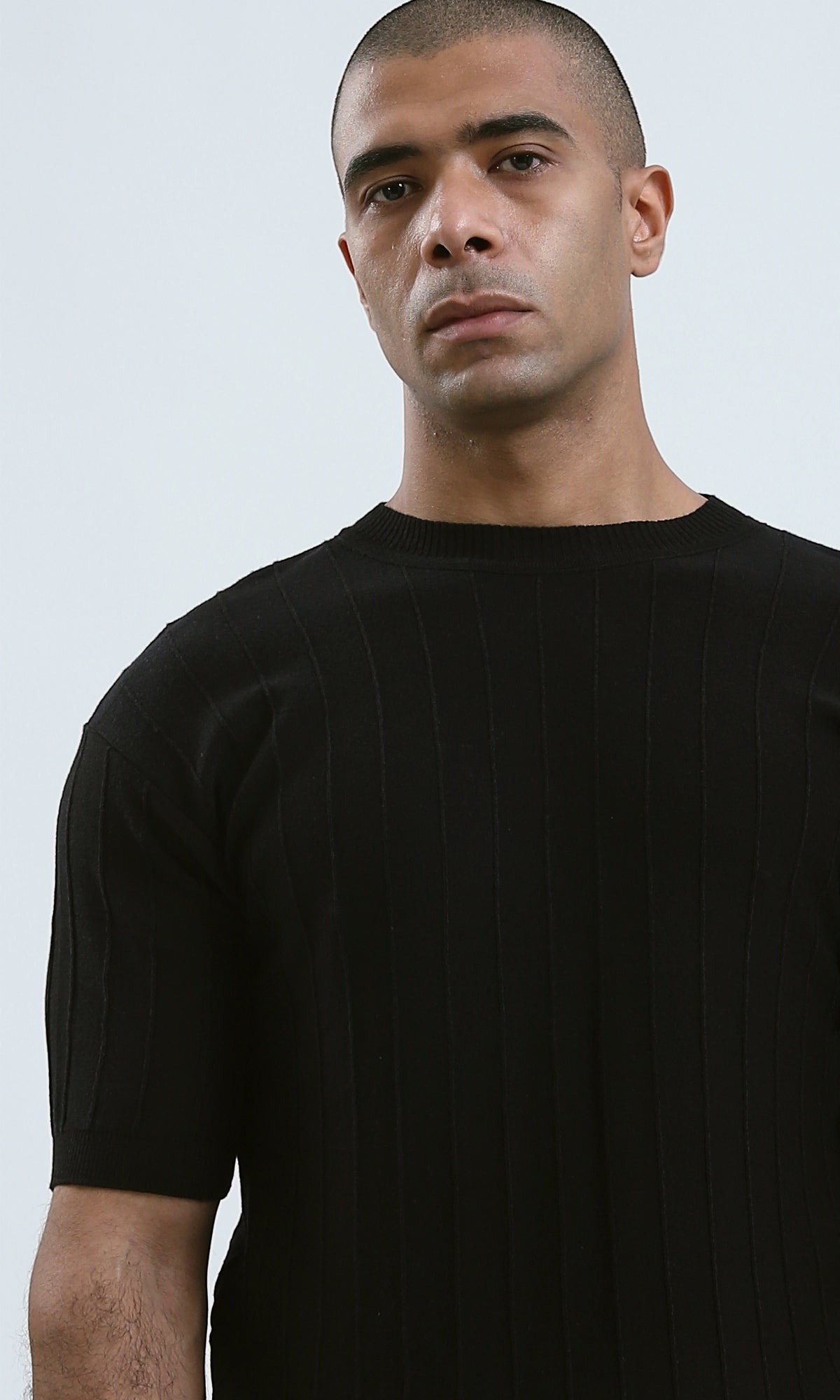 O182714 Kintted Relaxed Fit Slip On Black Tee