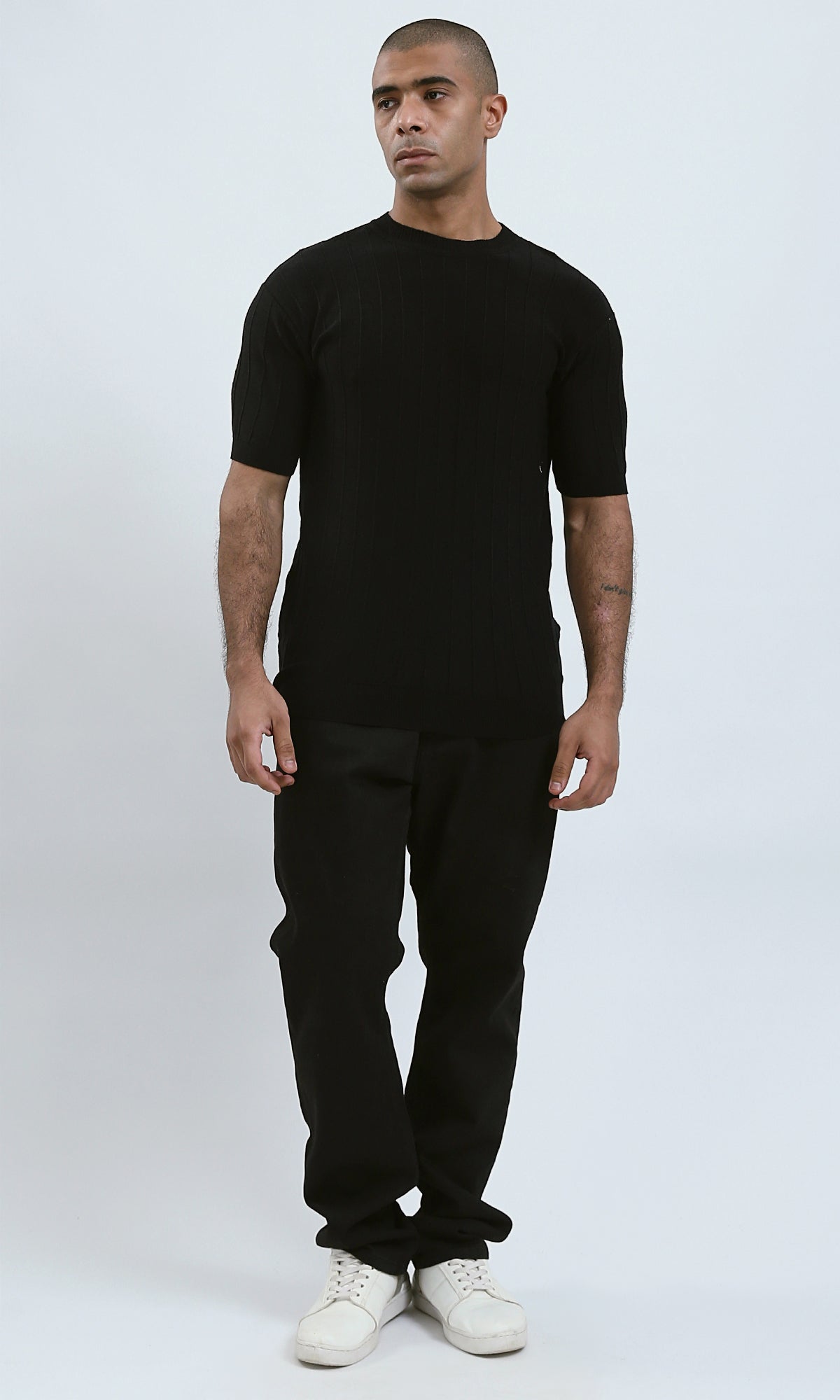 O182714 Kintted Relaxed Fit Slip On Black Tee