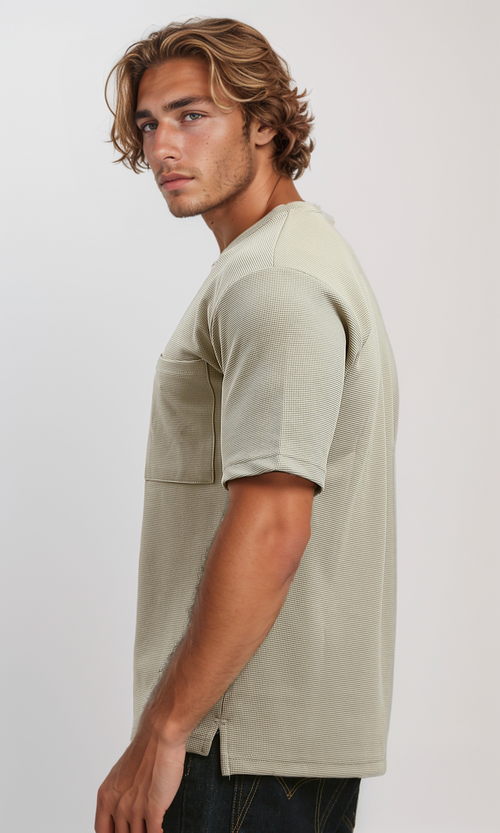 تي شيرت مريح بيج غامق بأكمام للكوع