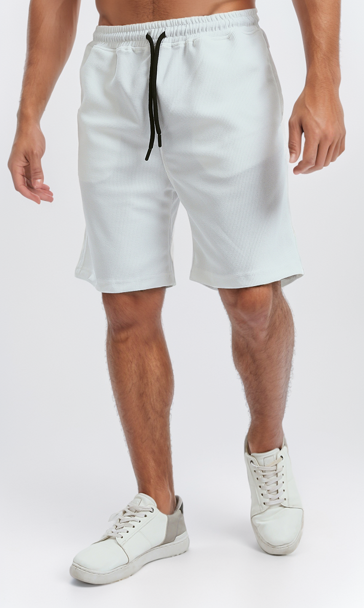 O182741 Slip On White Summer Shorts With Pockets