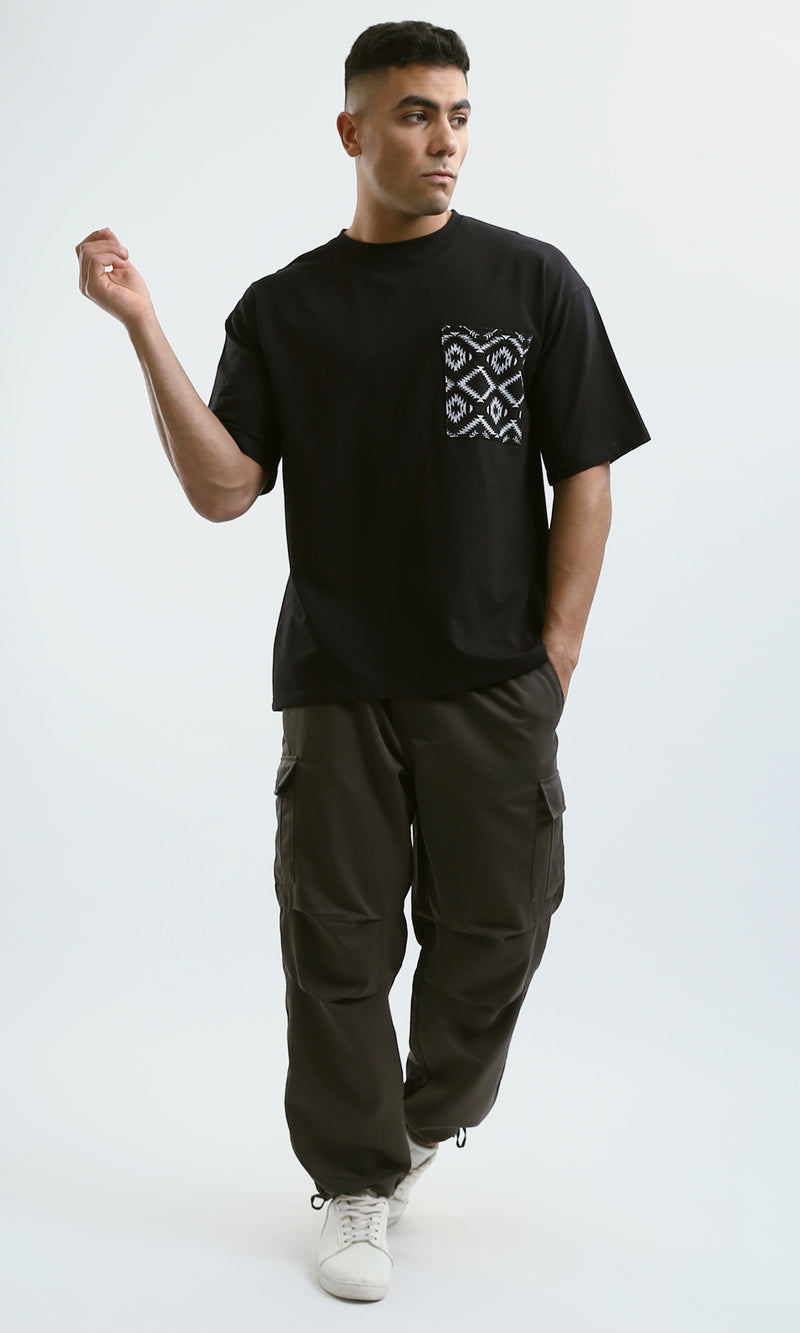 O182745 Black Relaxed Fit Black Tee With Patterned Pocket