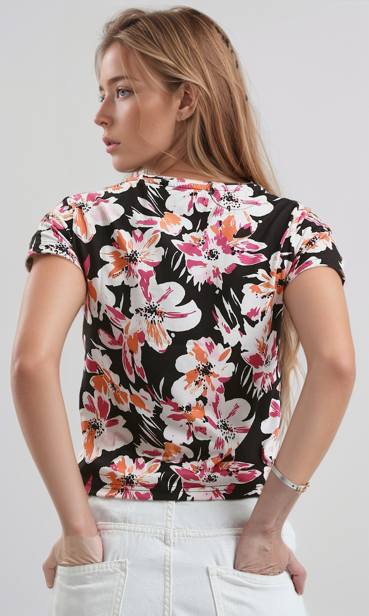 o182828-women-short-sleeve-t-shirt