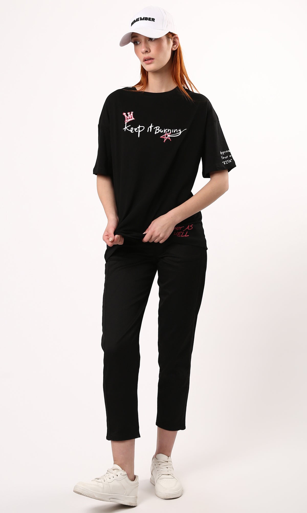 O183066 Printed "Keep It Burning" Elbow-Sleeves Tee - Black