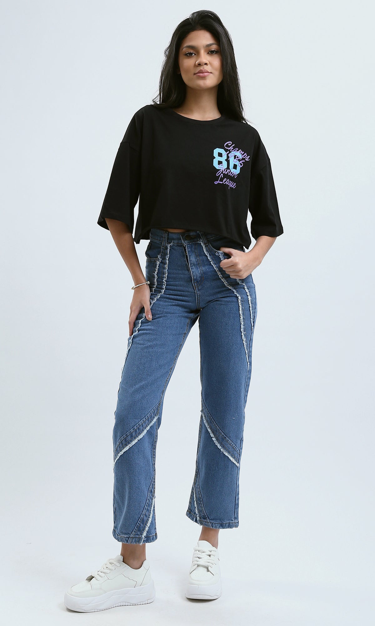 O183084 Elbow-Sleeves Printed Black Short Tee