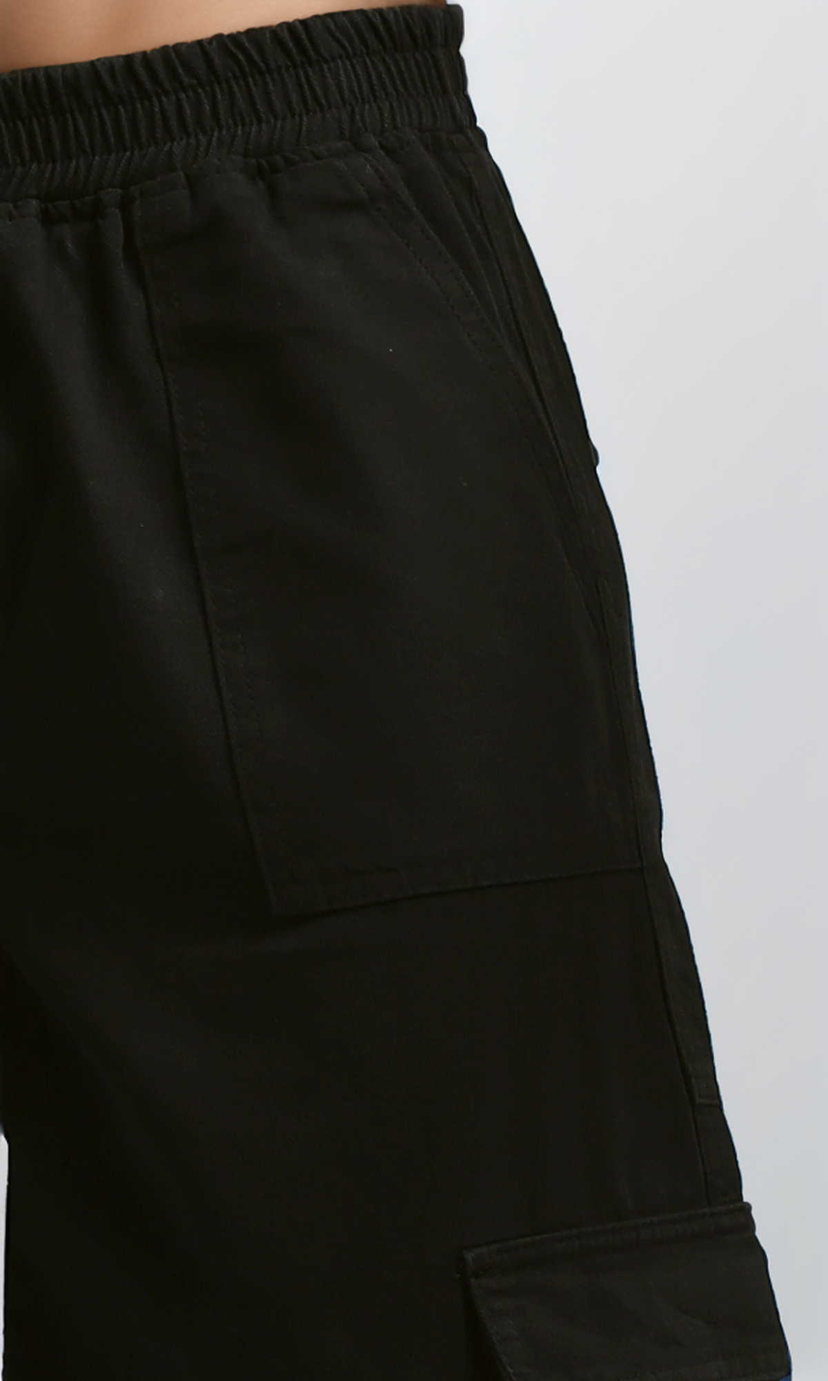 O187227 Slip On Solid Black Casual Cargo Pants