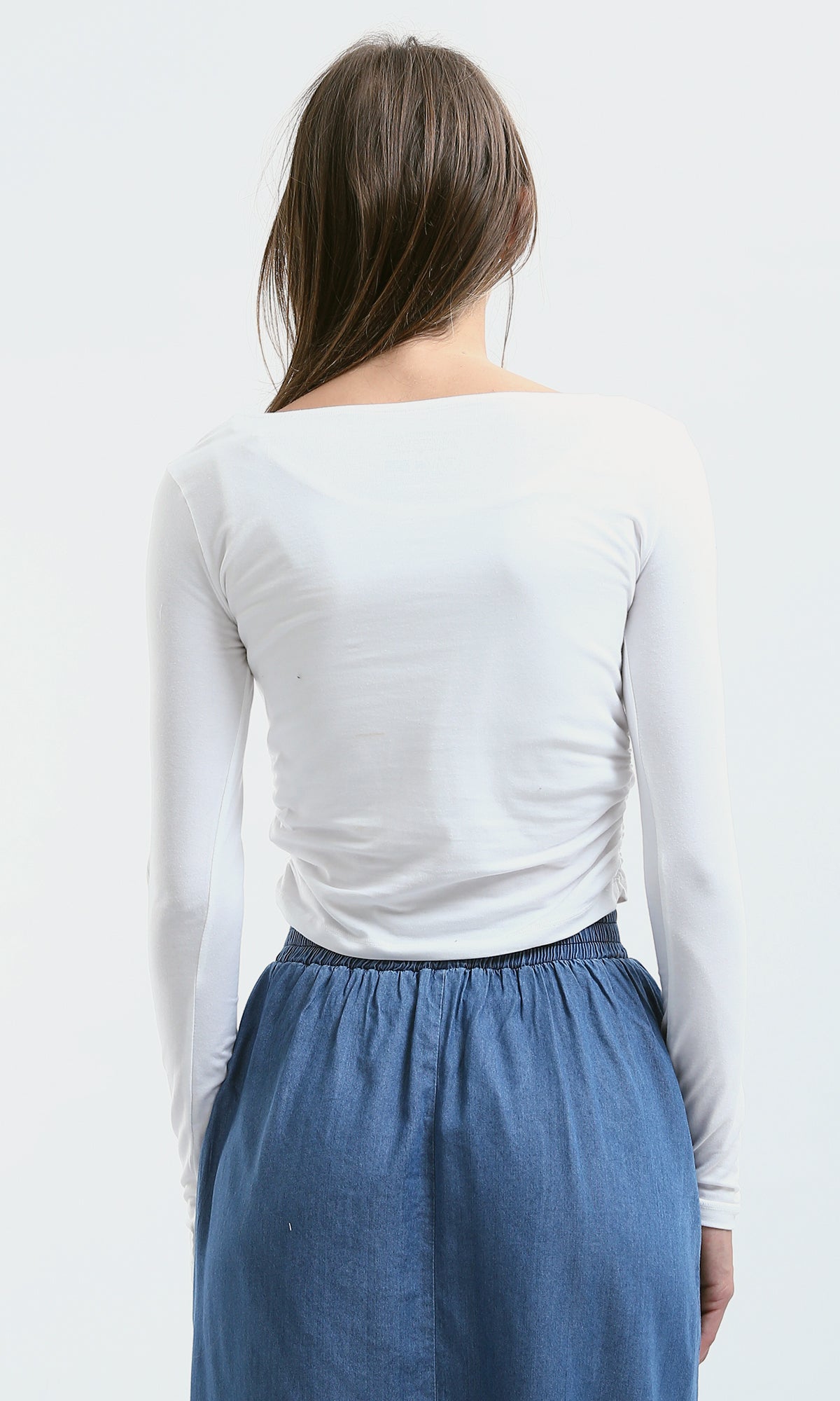 O187840 White Long Sleeves Solid Top With Boat Neck