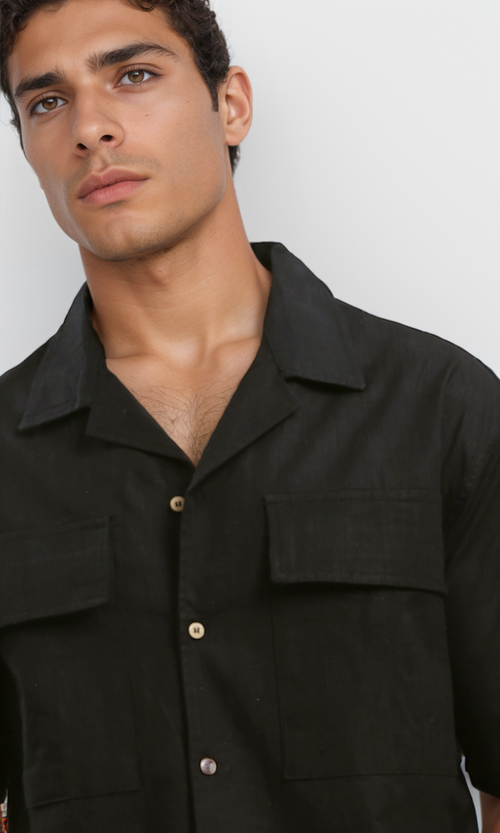 O188293 Black Textured Shirt With Front Pockets