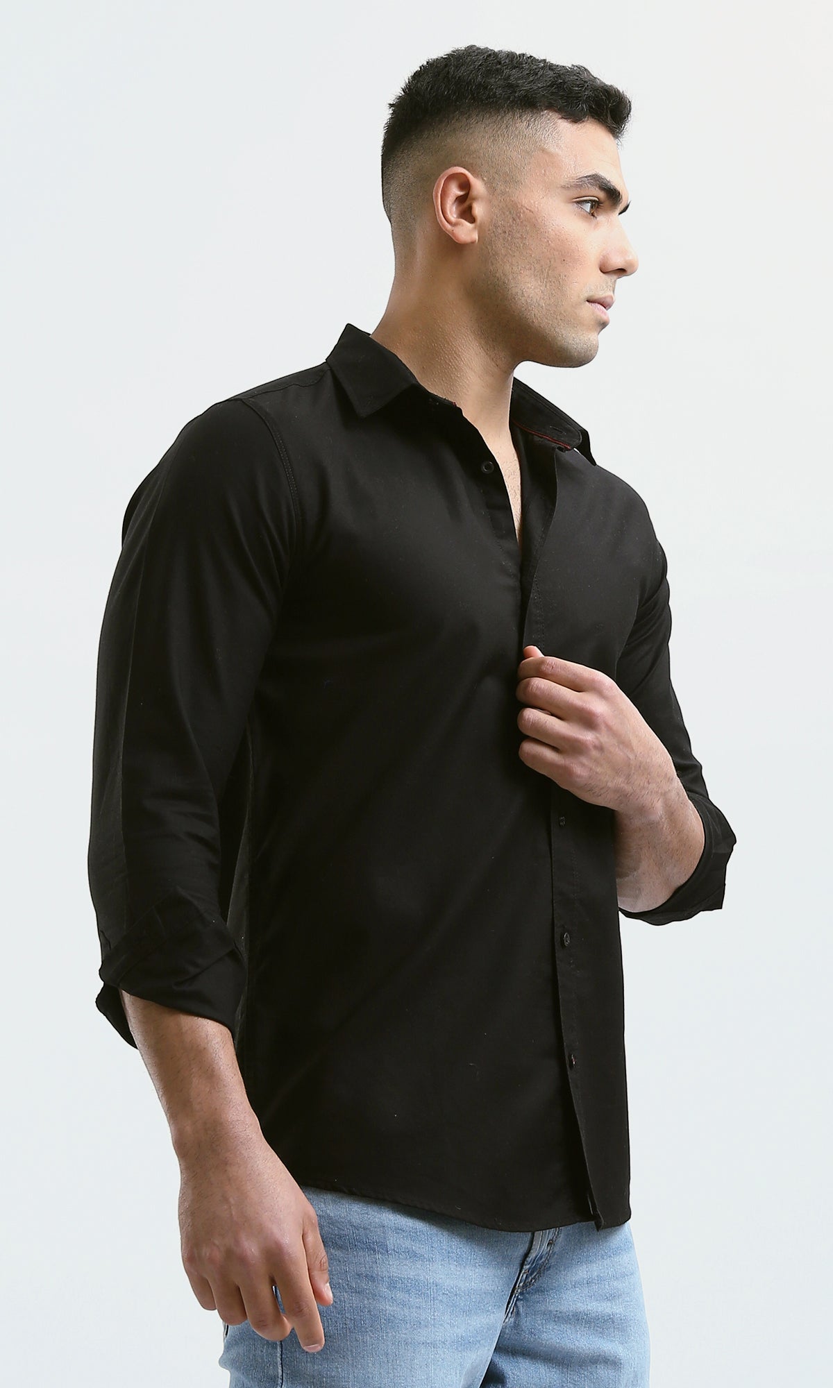 O188530 Solid Long Sleeves Casual Black Buttoned Shirt