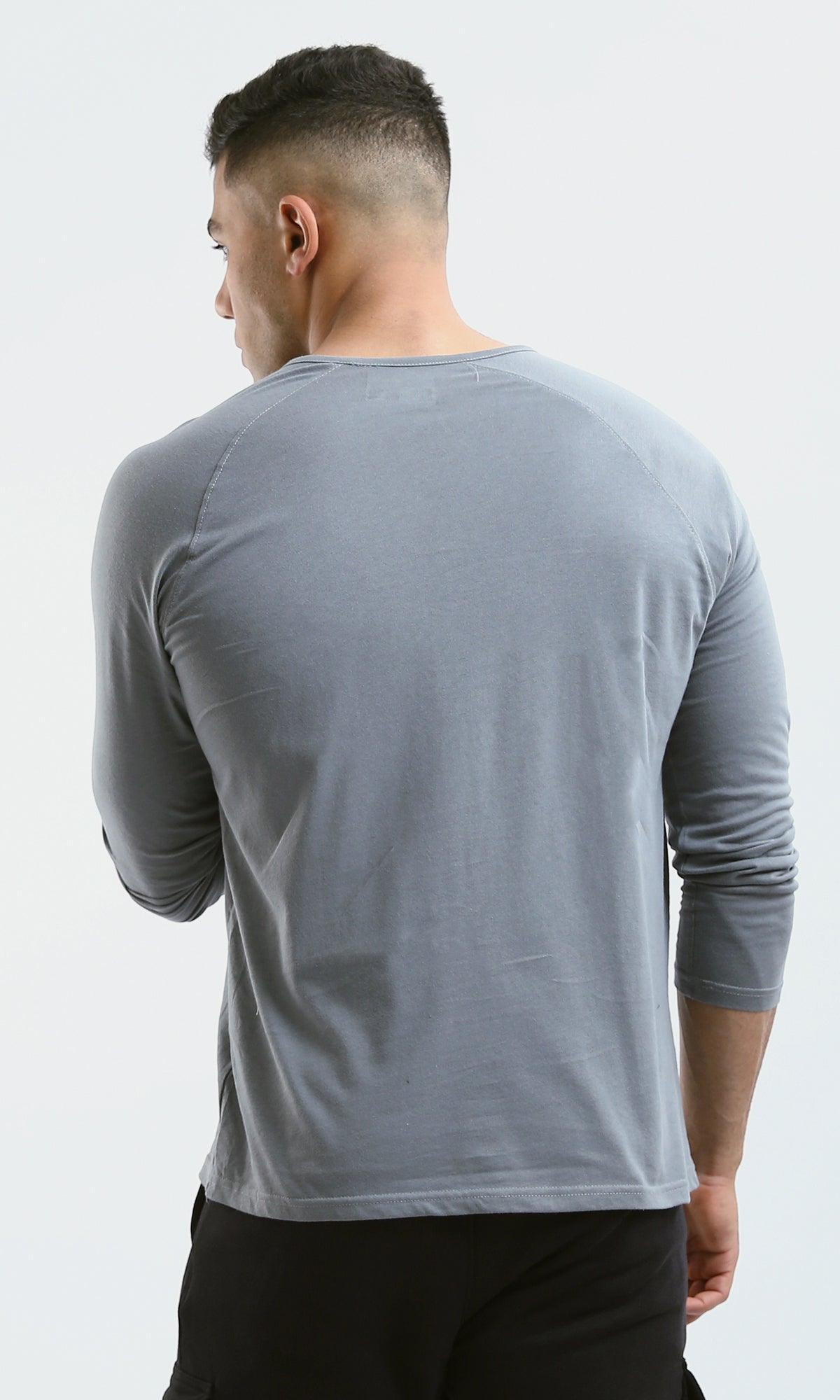 O188539 Long Sleeves Buttoned Medium Grey Henley Shirt