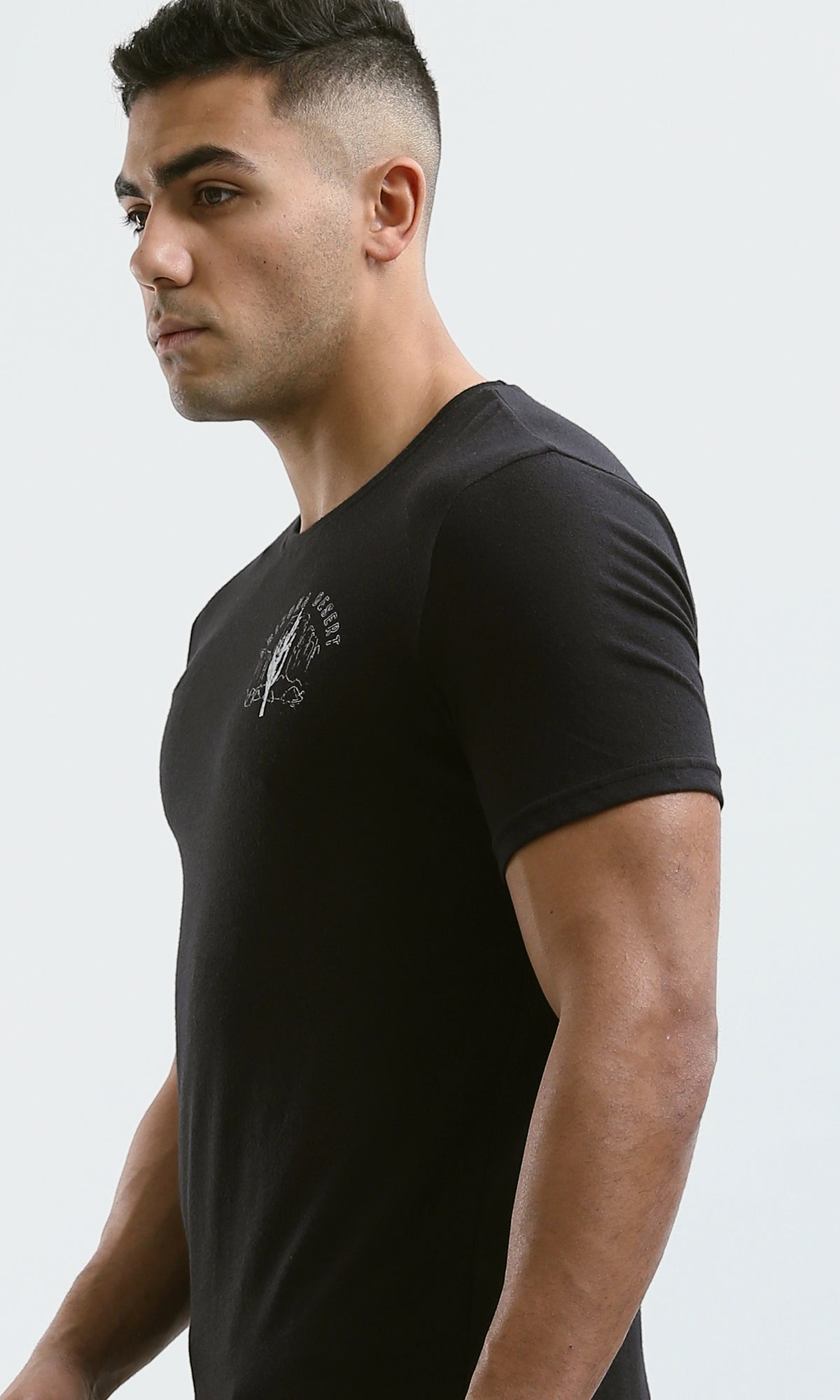 O188715-S21M623-BLACK (MST)