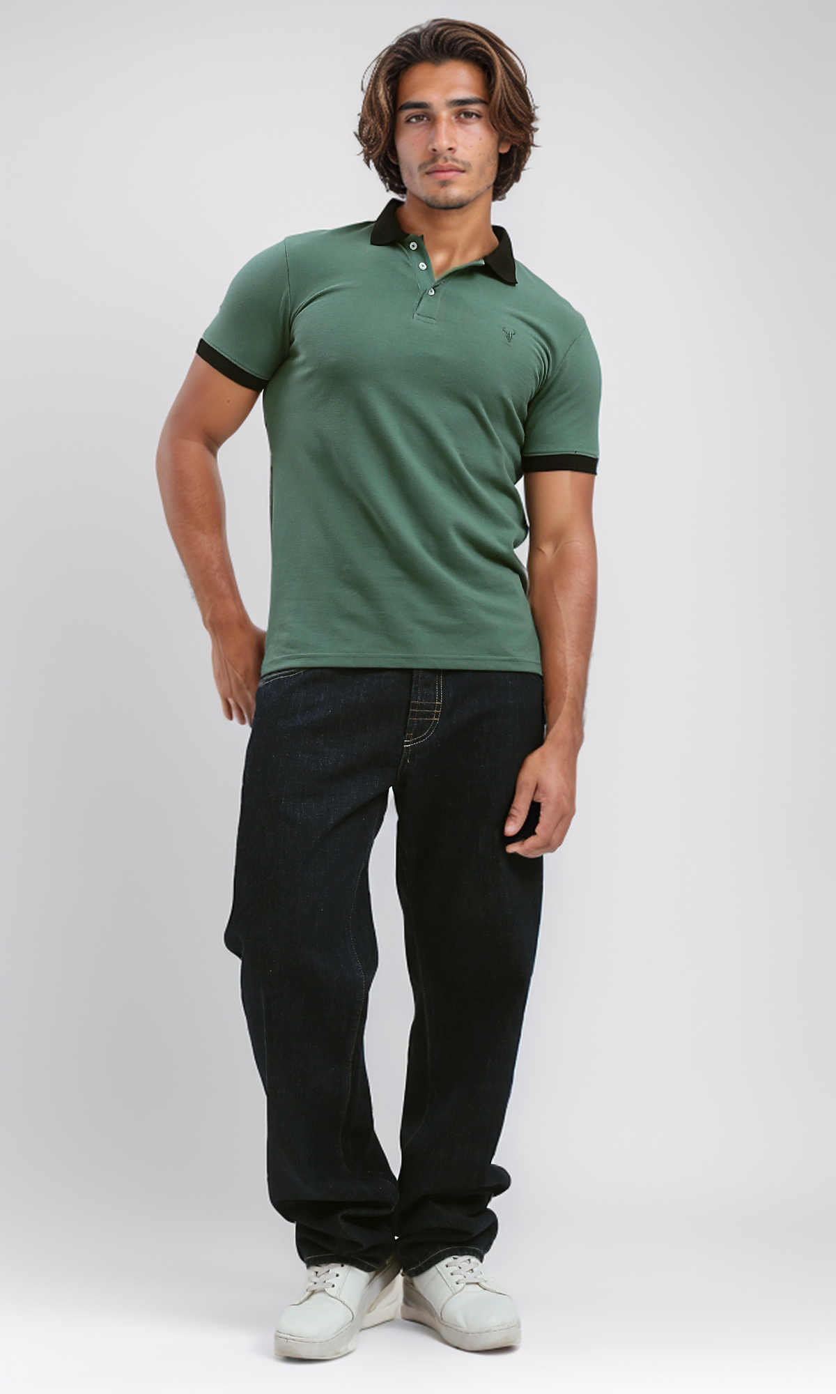 O188761 Green Solid Polo Shirt With Classic Collar