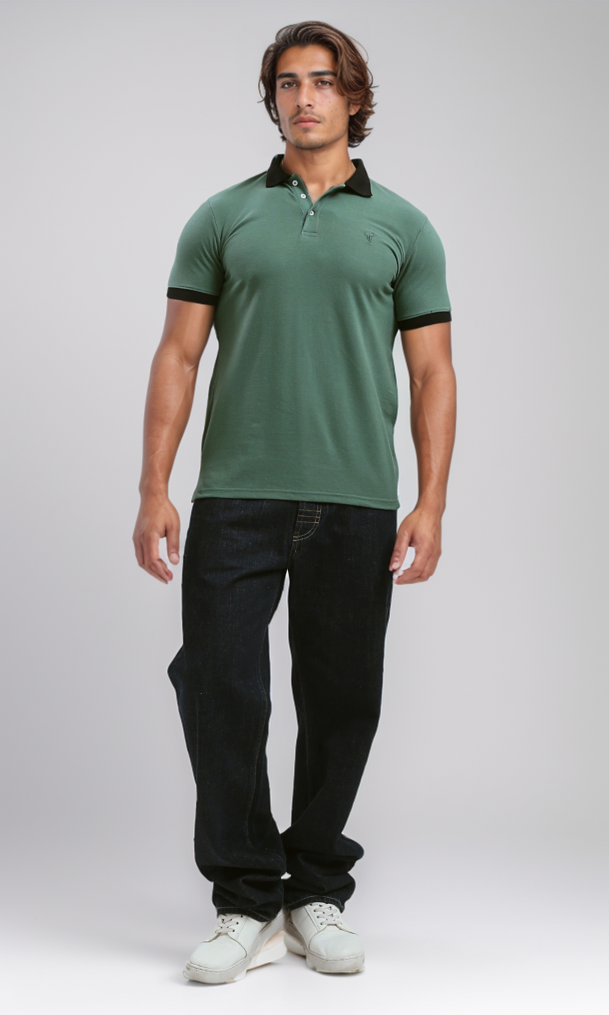 O188761 Green Solid Polo Shirt With Classic Collar