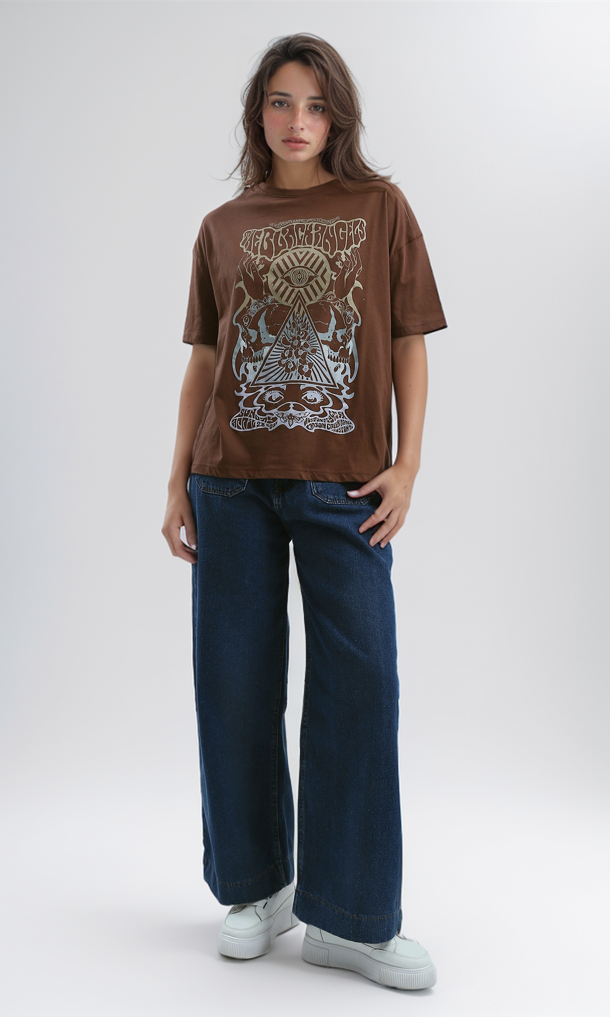 O189237 Brown Elbow-Sleeves Tee With Crew Neck