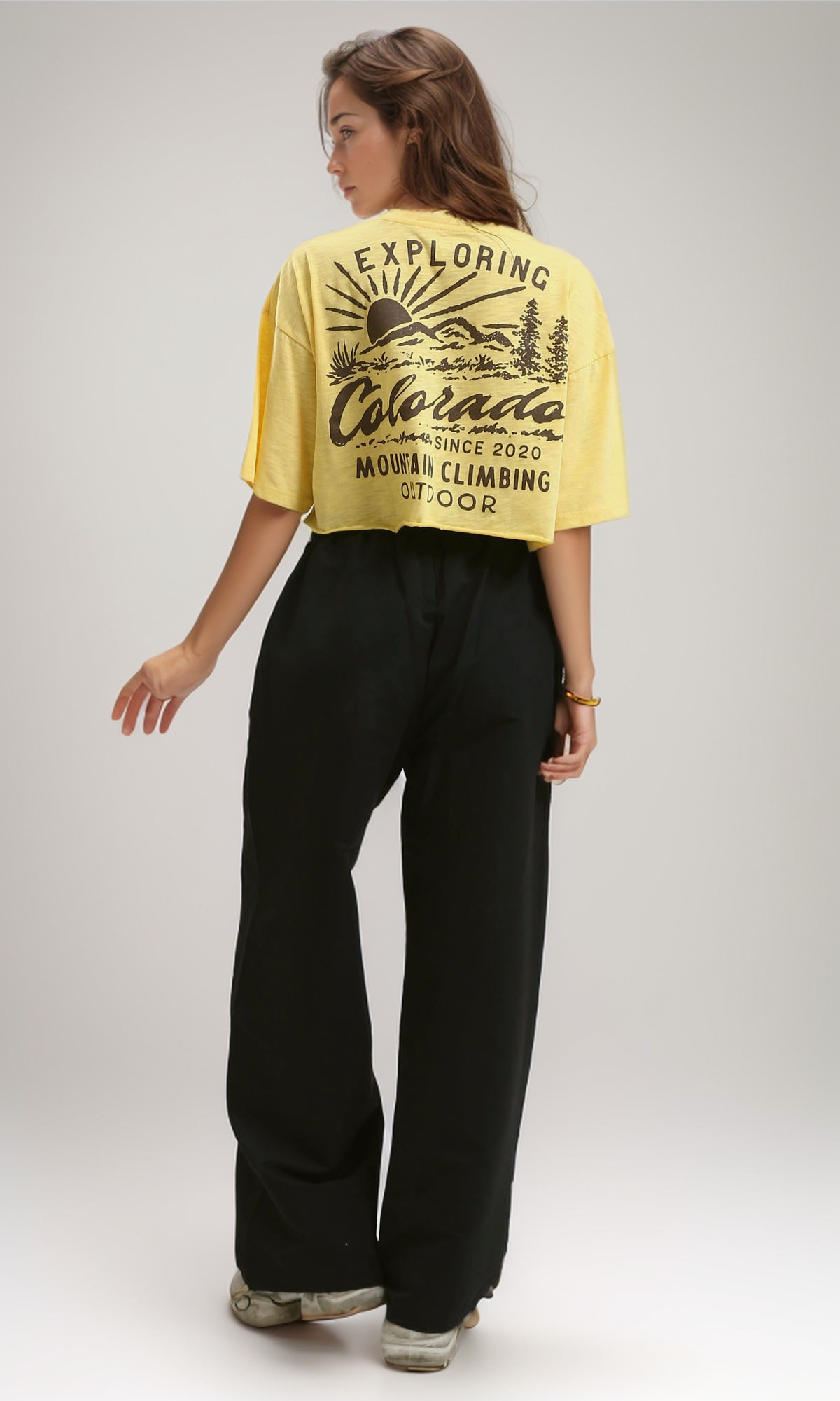 O189272 Heather Light Yellow Elbow Sleeves Printed "Exploring" Tee