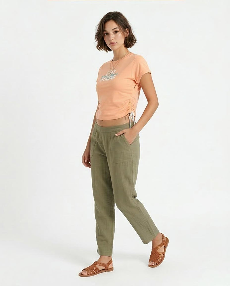 Ravin Women's Side-Cinched Graphic Tee – Peach "Stay Strong" - O189274