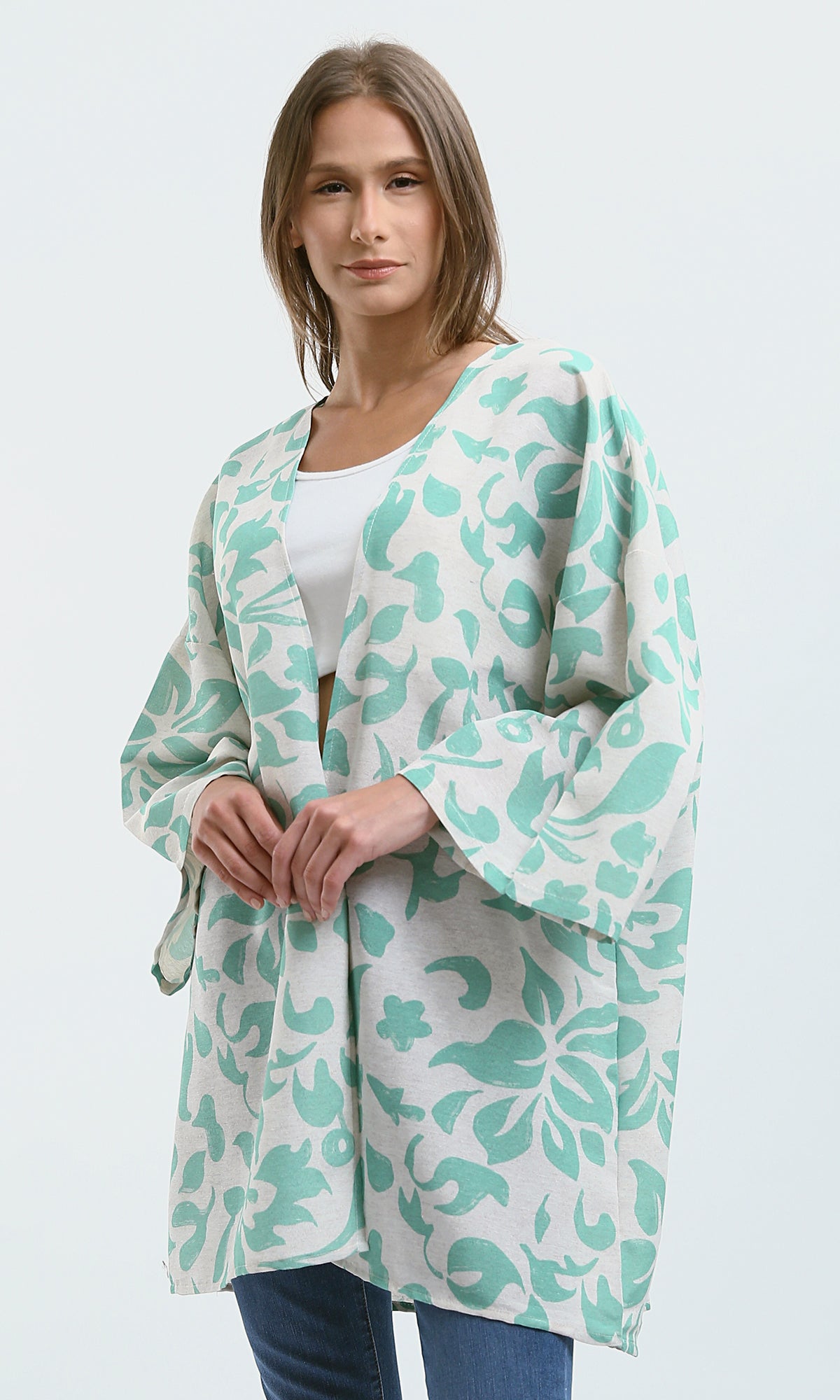 O189721-S22W631-أخضر (سيارة)