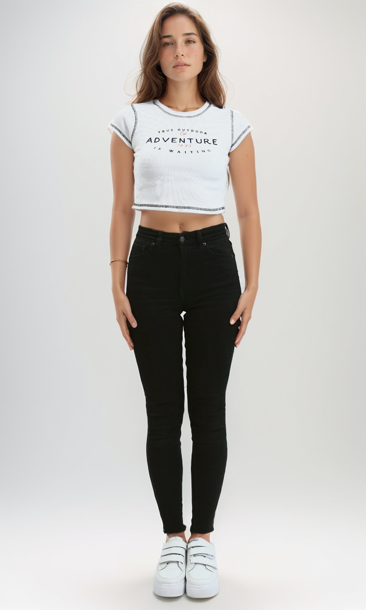 O189747 Printed "Adventure" Short Sleeves White Cropped Top