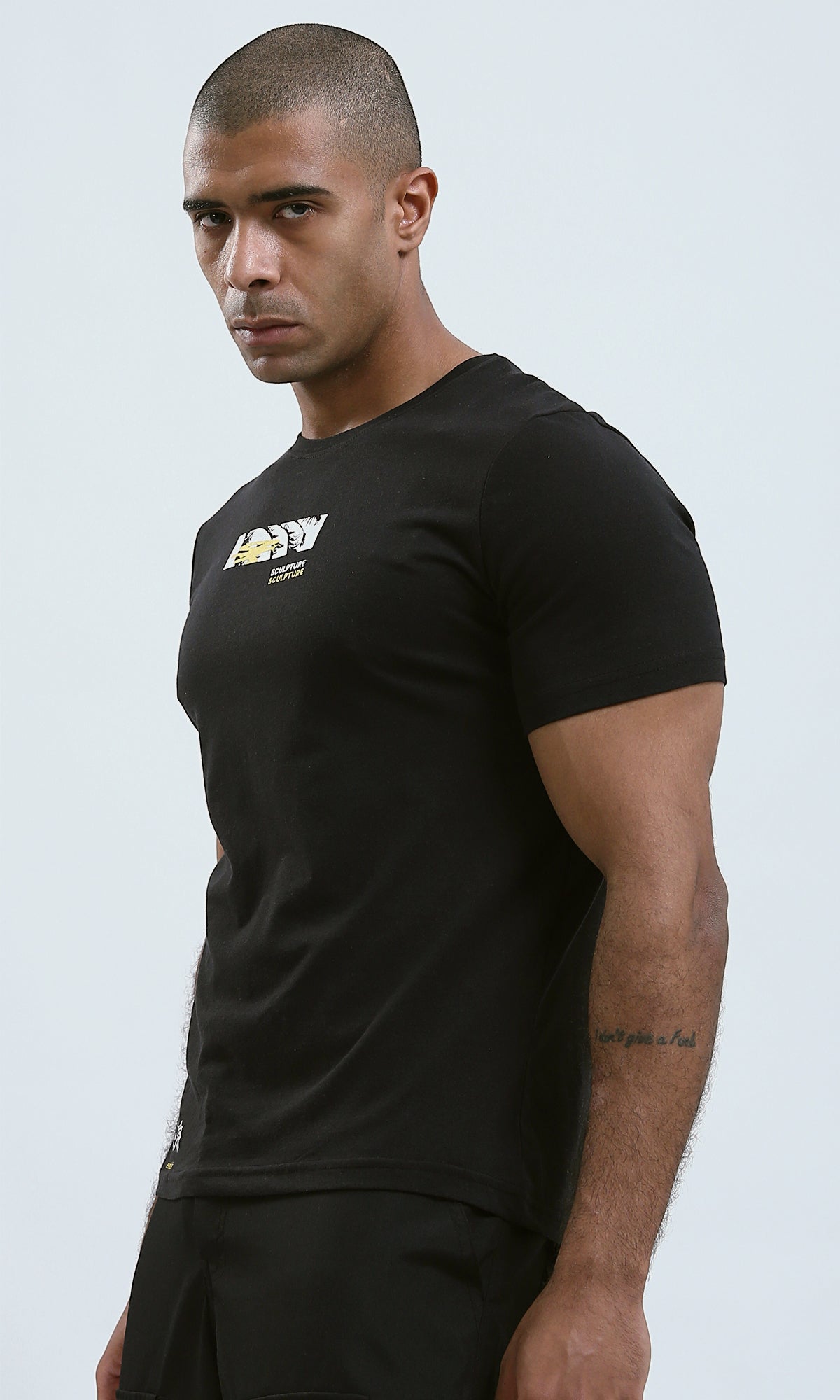 O190168 - Black Short Sleeves Tee With Front And Back Print