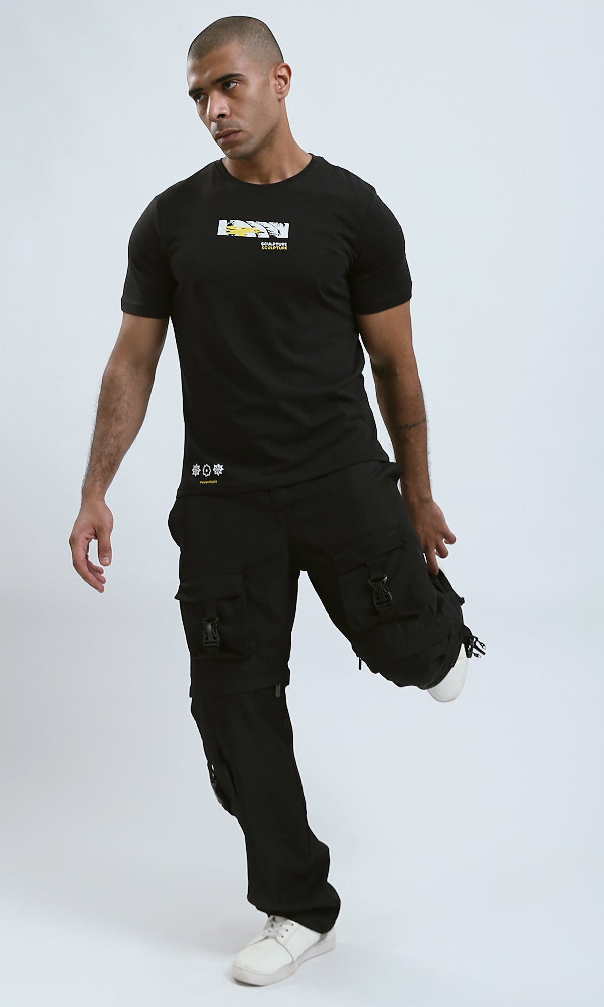 O190168 - Black Short Sleeves Tee With Front And Back Print