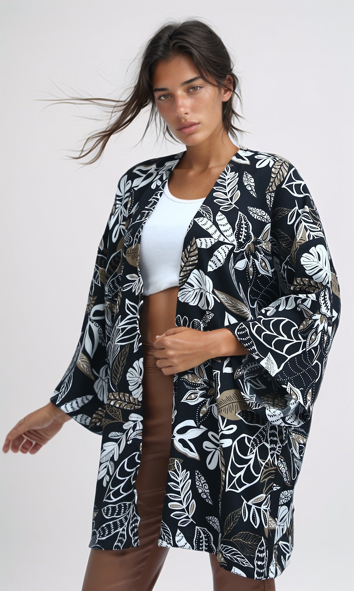 O190348-S22W631-BLACK (CAR)