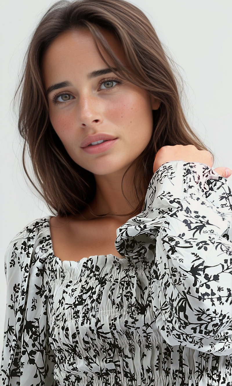 O190362 Square Neck Puff Sleeve With Ruffle Buttoms - Multicolor