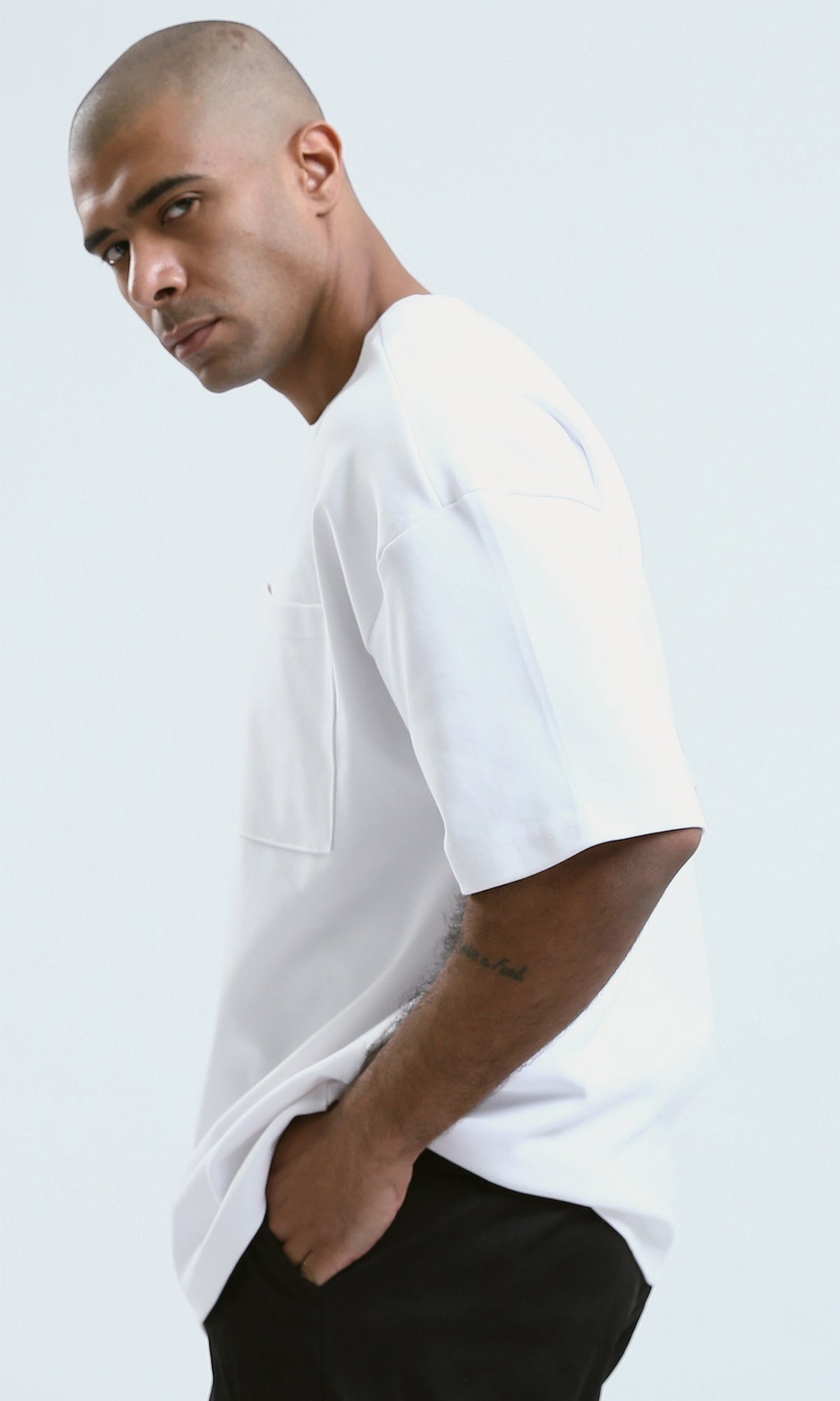 o190723 - Elbow Sleeves White Tee With Side Pocket