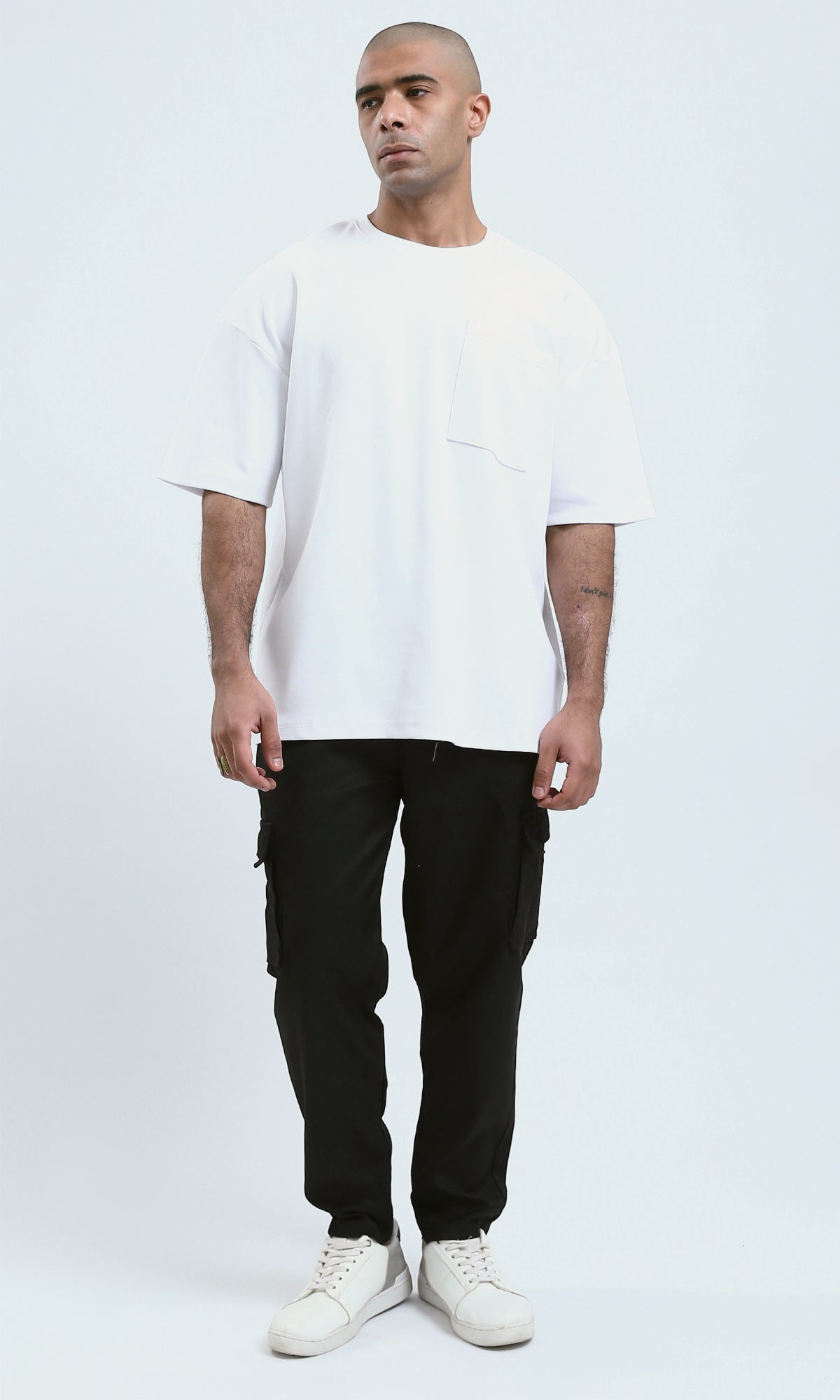 o190723 - Elbow Sleeves White Tee With Side Pocket