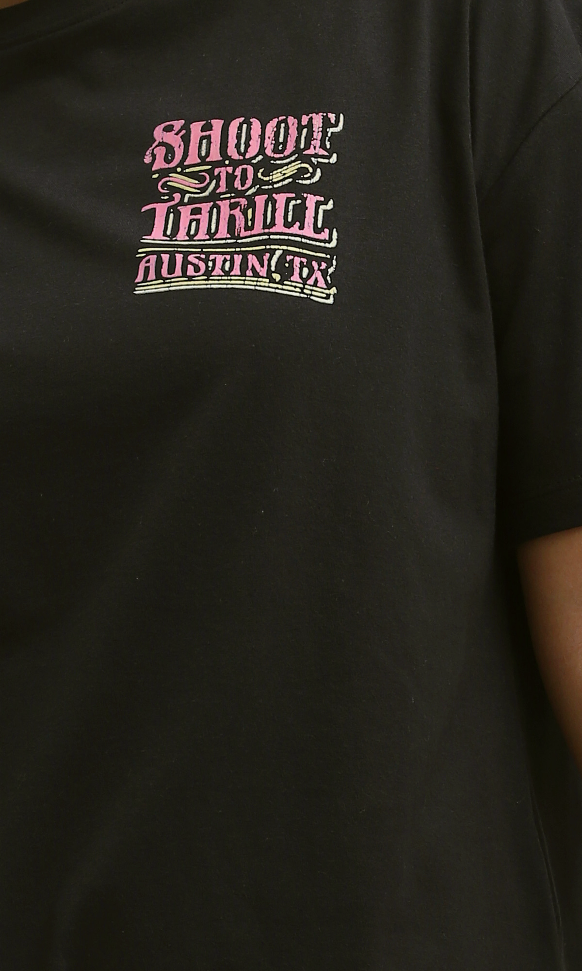 O190938 Short Sleeves Regular Fit Black Casual Tee