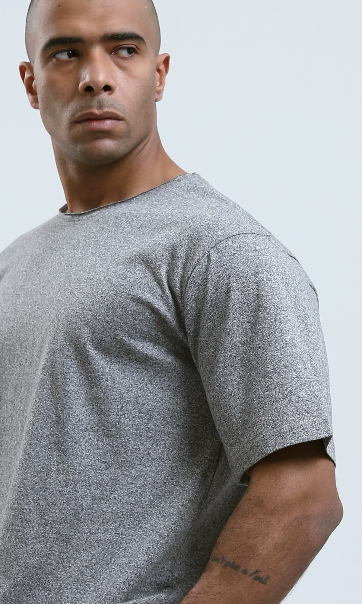 o191530 - Elbow Sleeves Heather Light Grey Comfort Tee