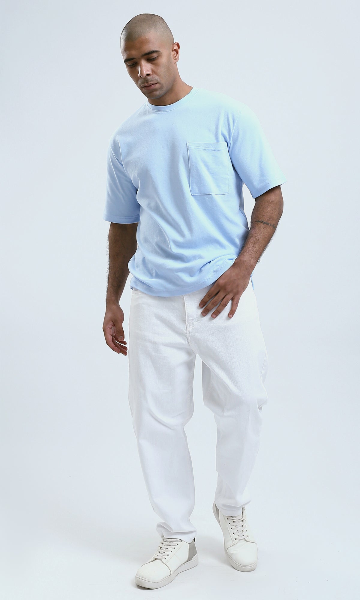 o191636 - Relaxed Fit Sky Blue Tee with Elbow Sleeves
