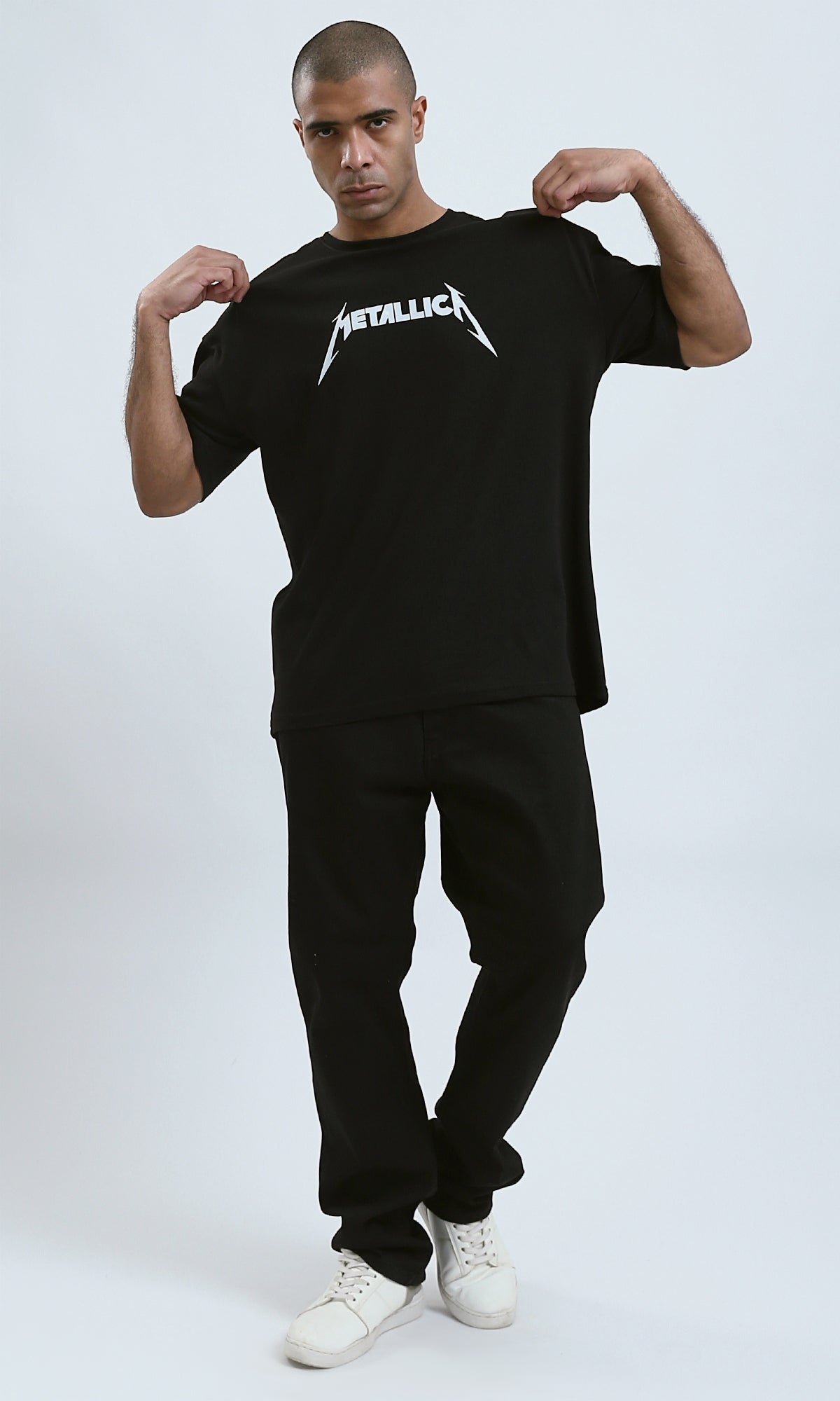 O191638 - 'Metallica'' Black Printed Short Sleeves Tee
