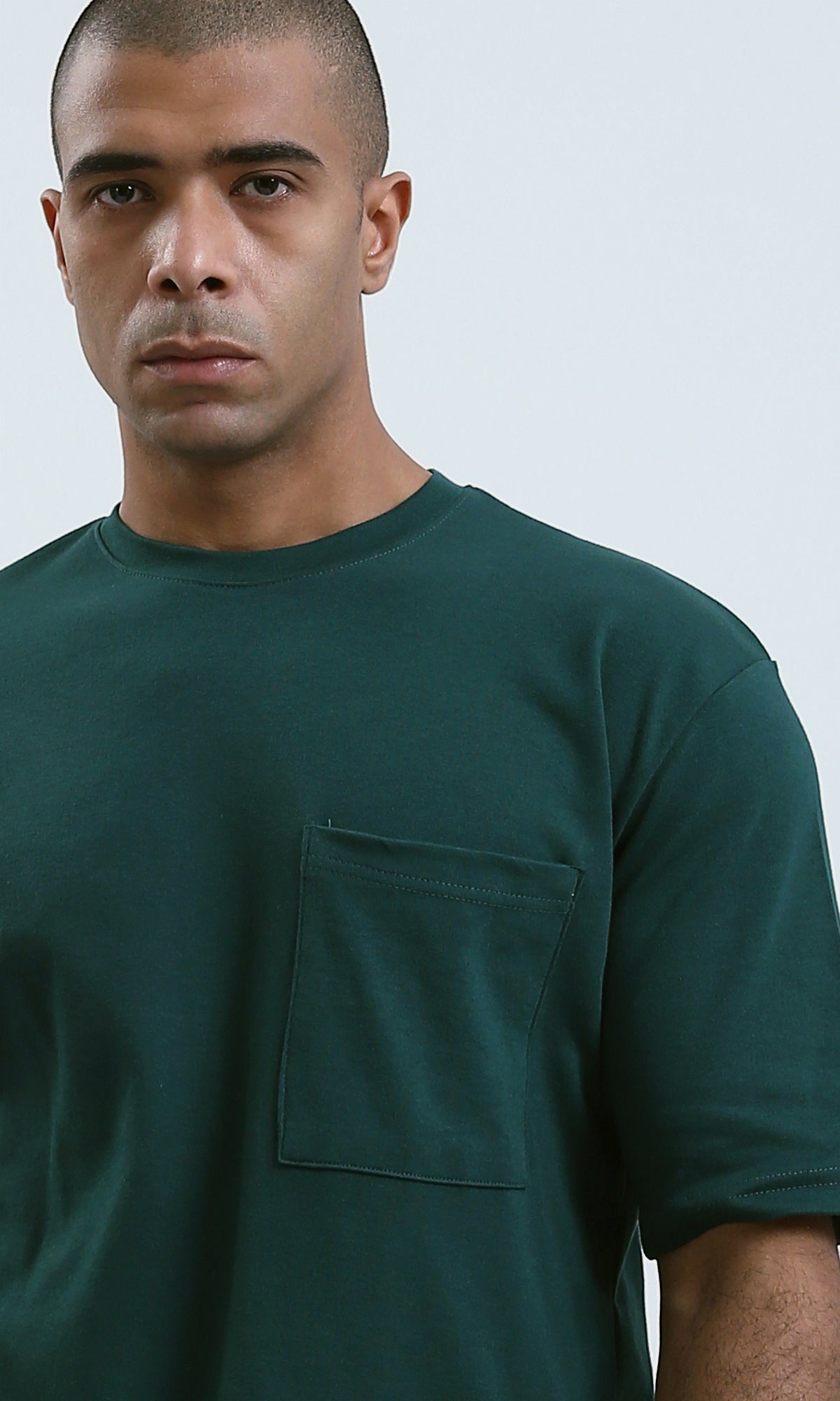 O191640 Round Neck Relaxed Fit Solid Forest Green Tee