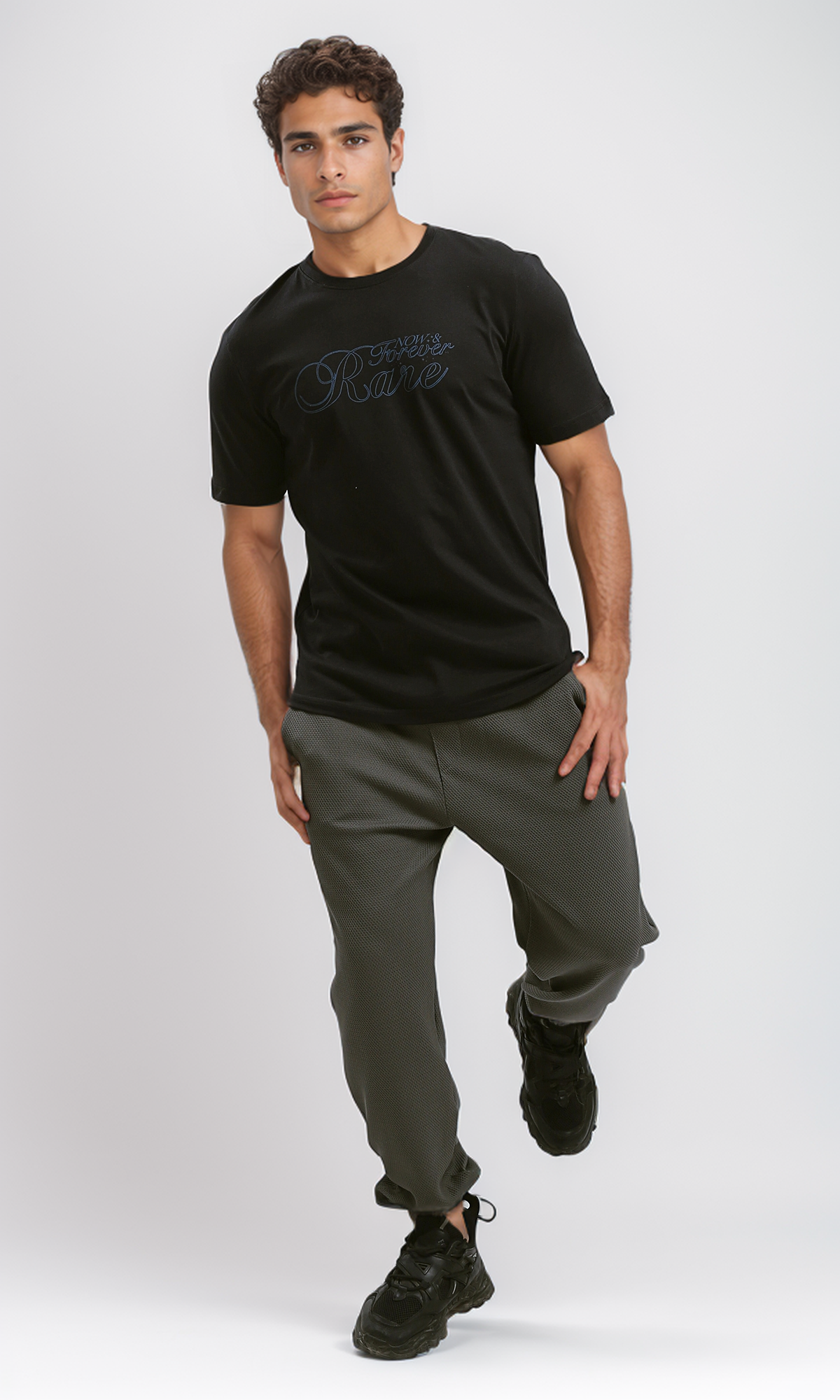 O191650 Round Neck Slip On Black Cotton Tee