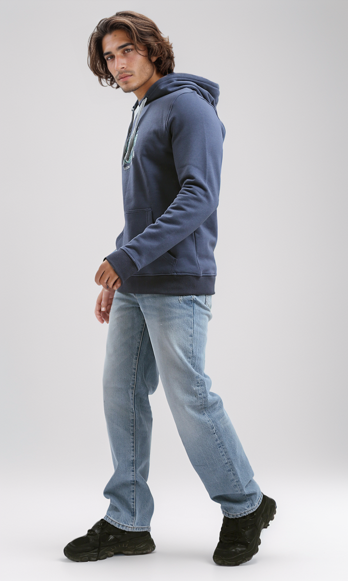 O191694 Solid Light Blue Regular Fit Jeans