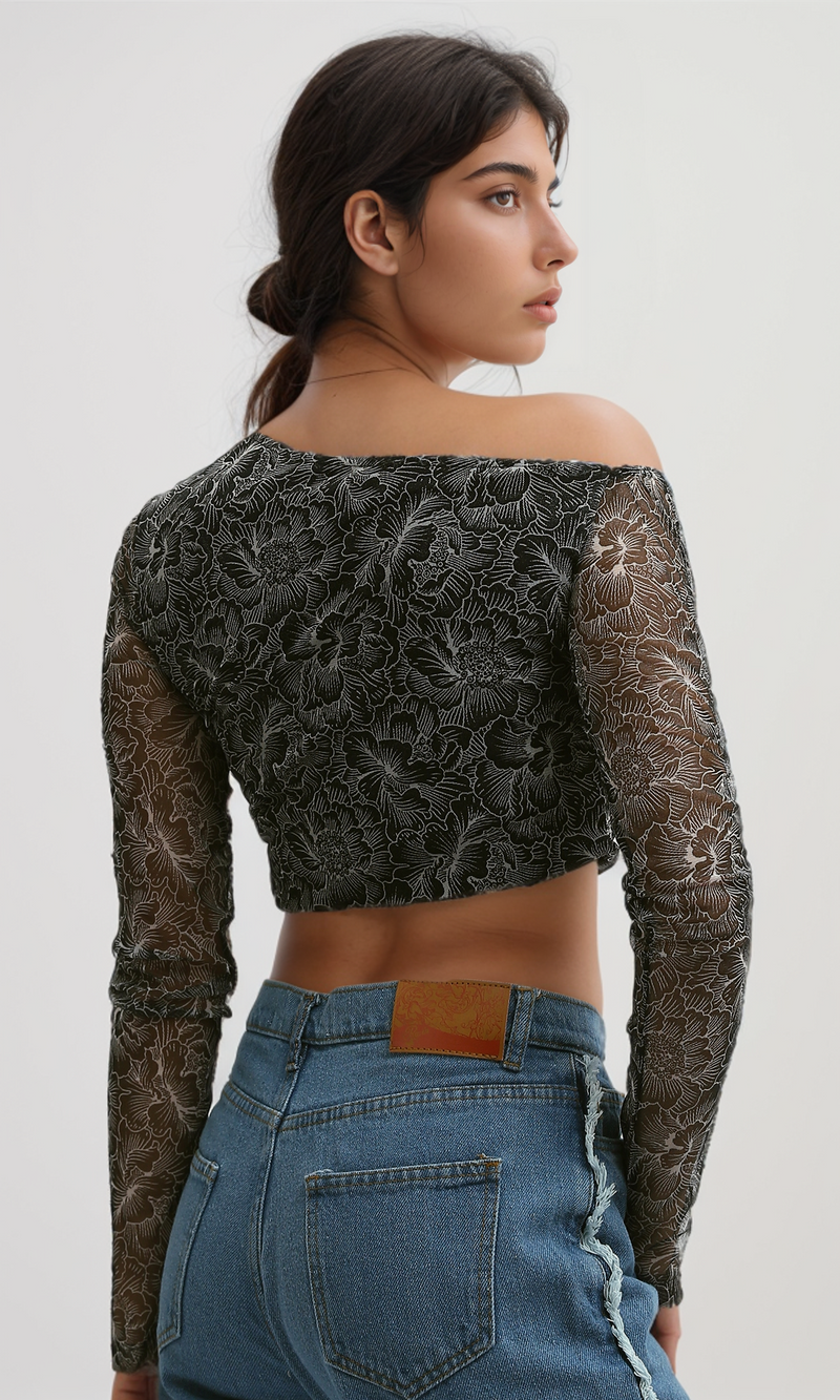 O191899 Black And White Chiffon Top Round Neck